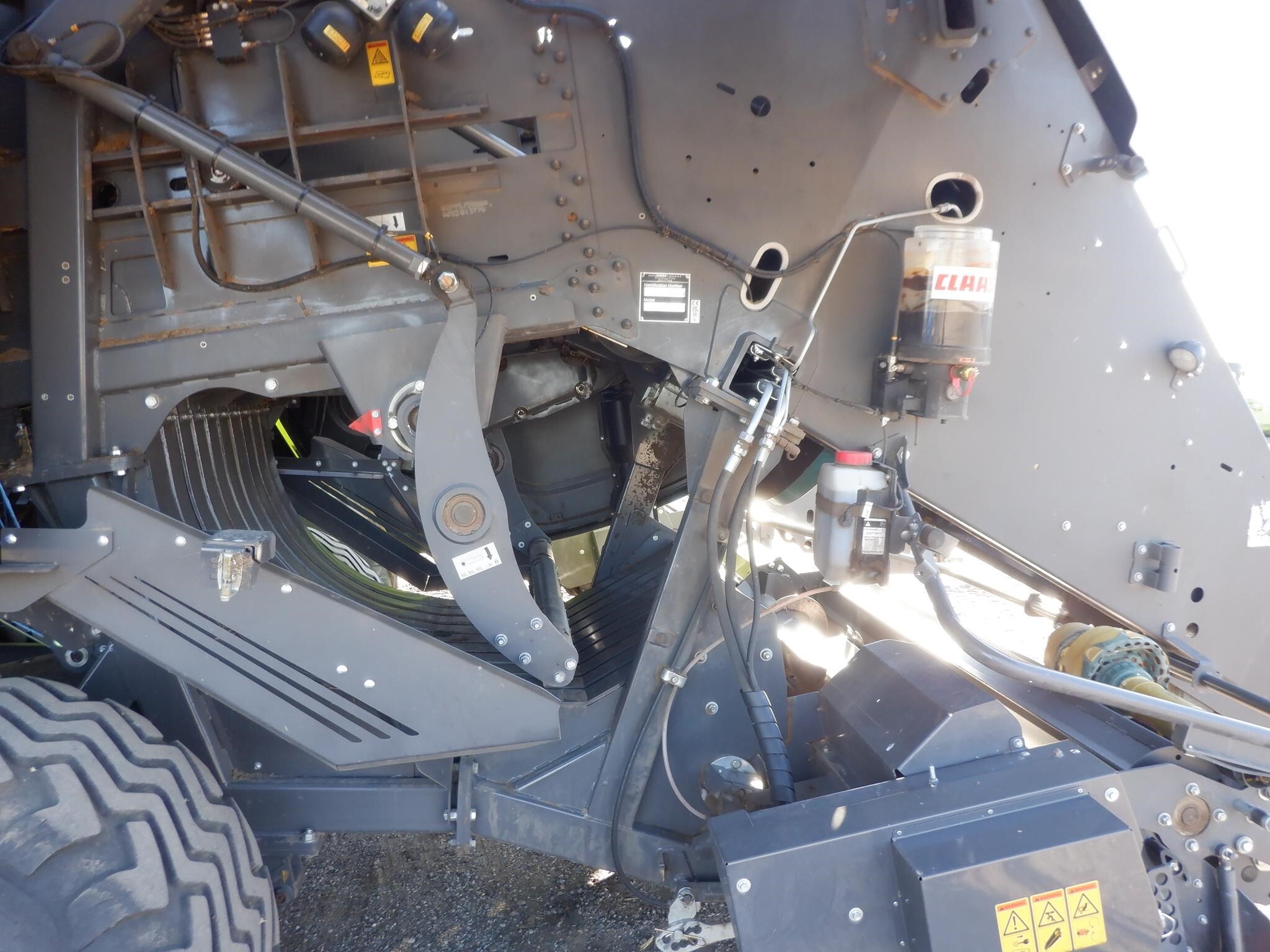 2023 Claas QUADRANT 5300RF Big Square Baler