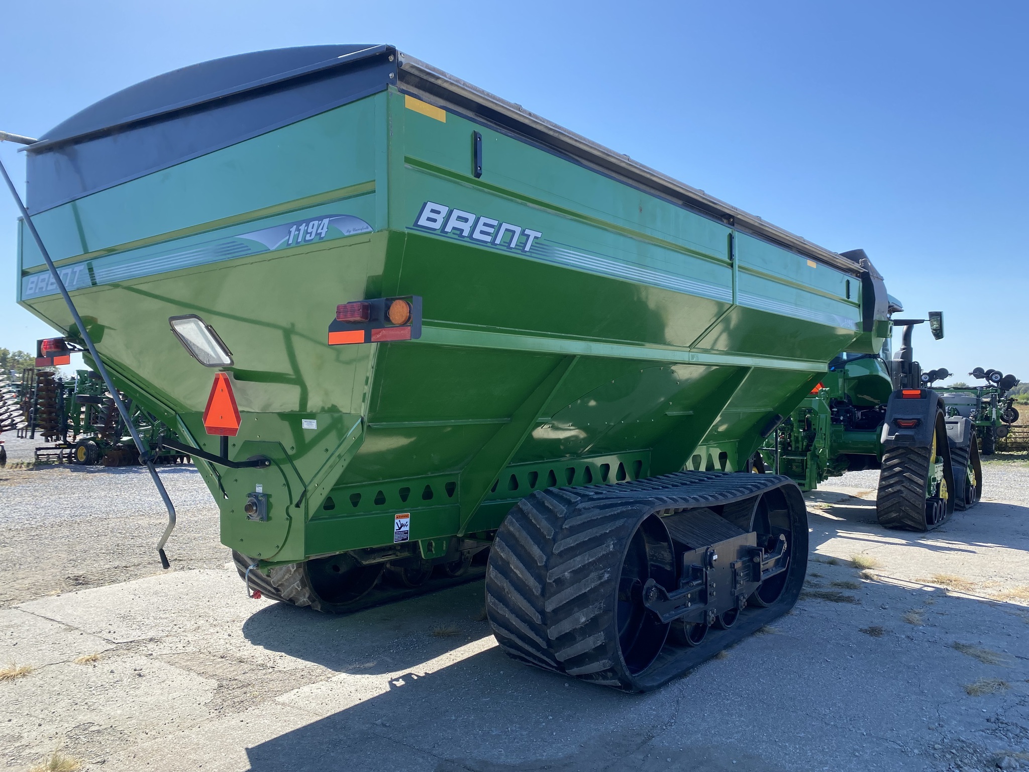 2010 Brent 1194 Grain Cart