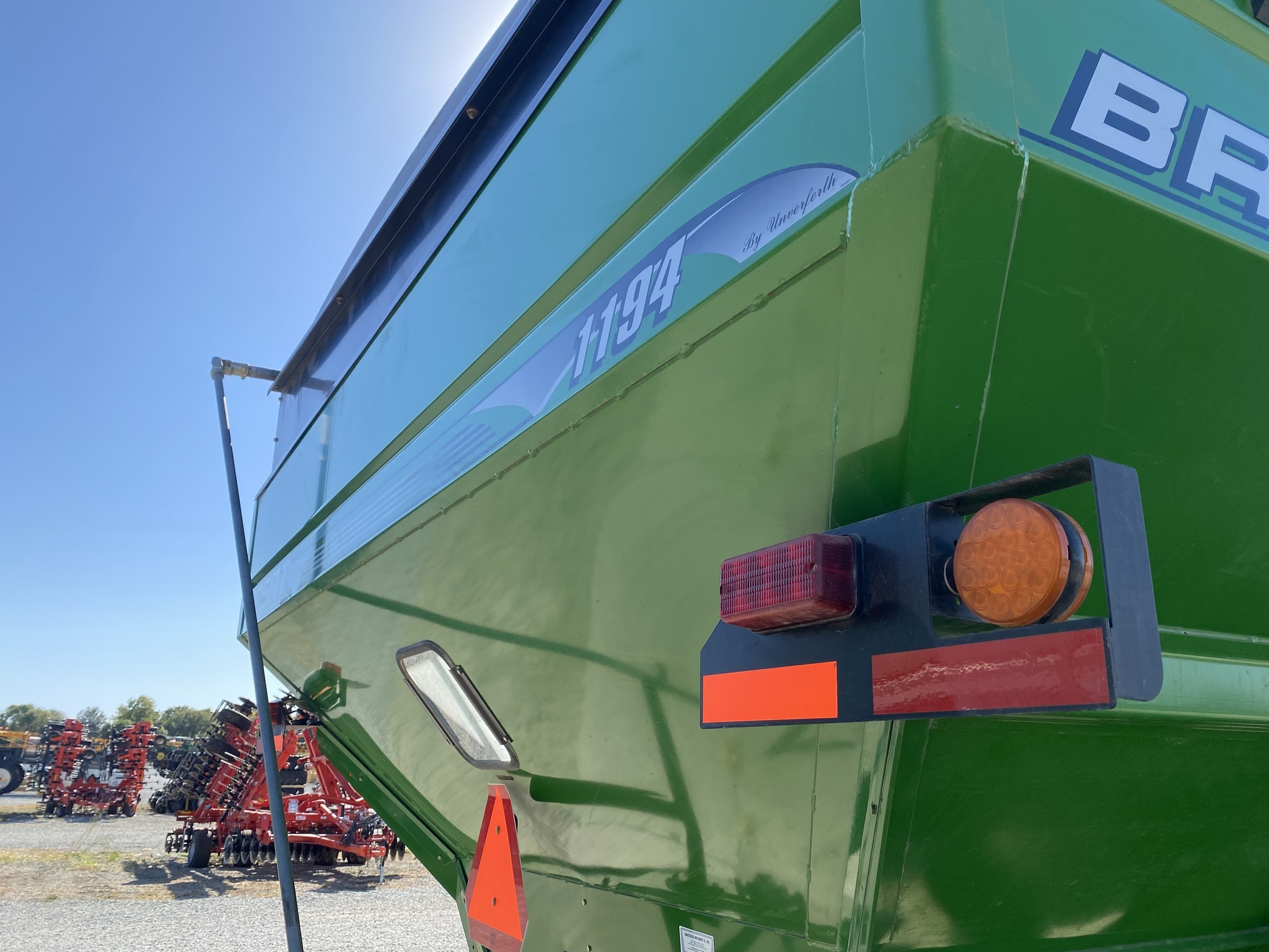 2010 Brent 1194 Grain Cart