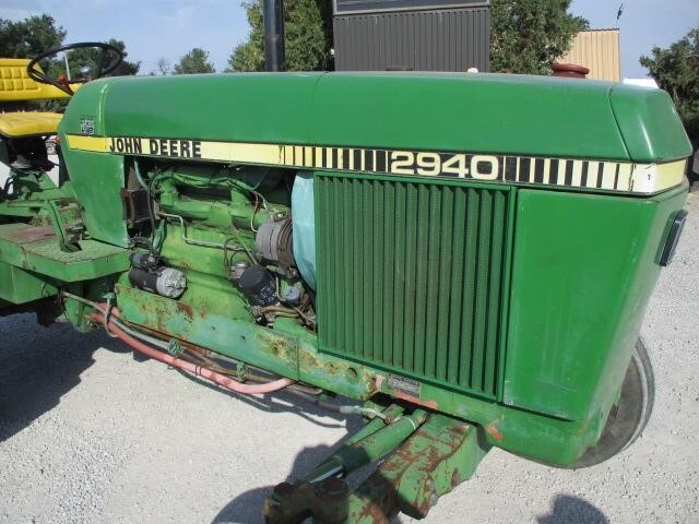 1981 John Deere 2940 Tractor - $11,500 | Machinery Pete