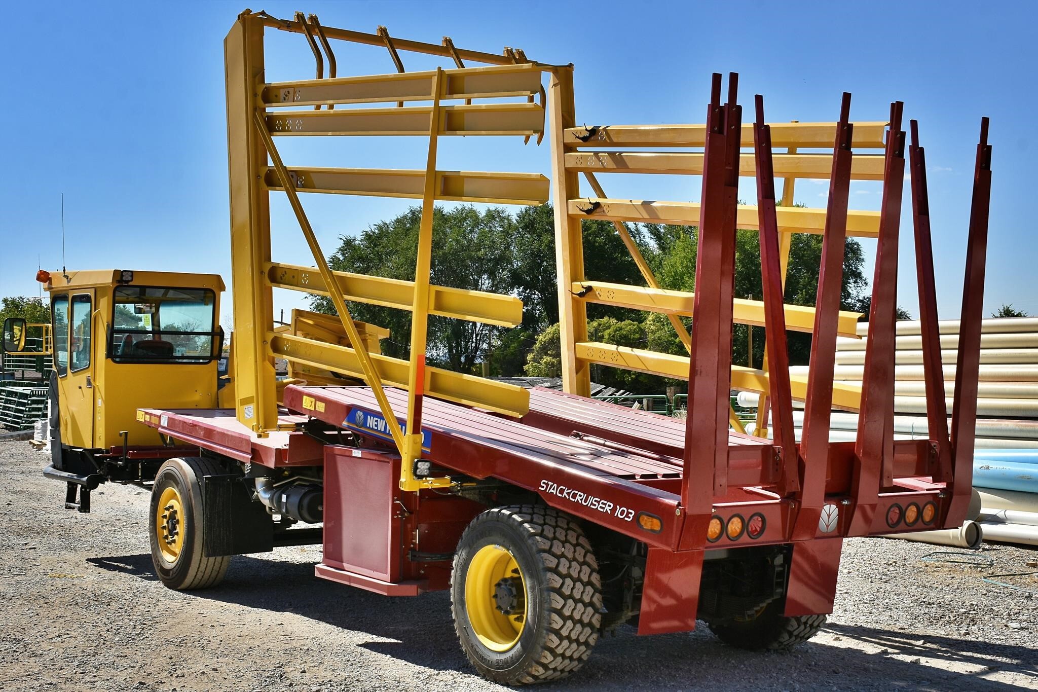 2025 New Holland STACKCRUISER 103 Hay Stacking Equipment
