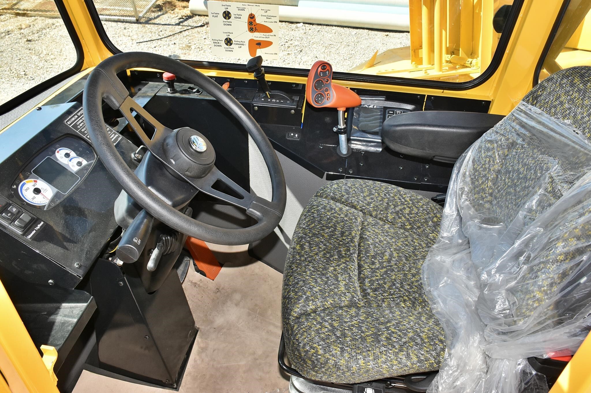 2025 New Holland STACKCRUISER 103 Hay Stacking Equipment