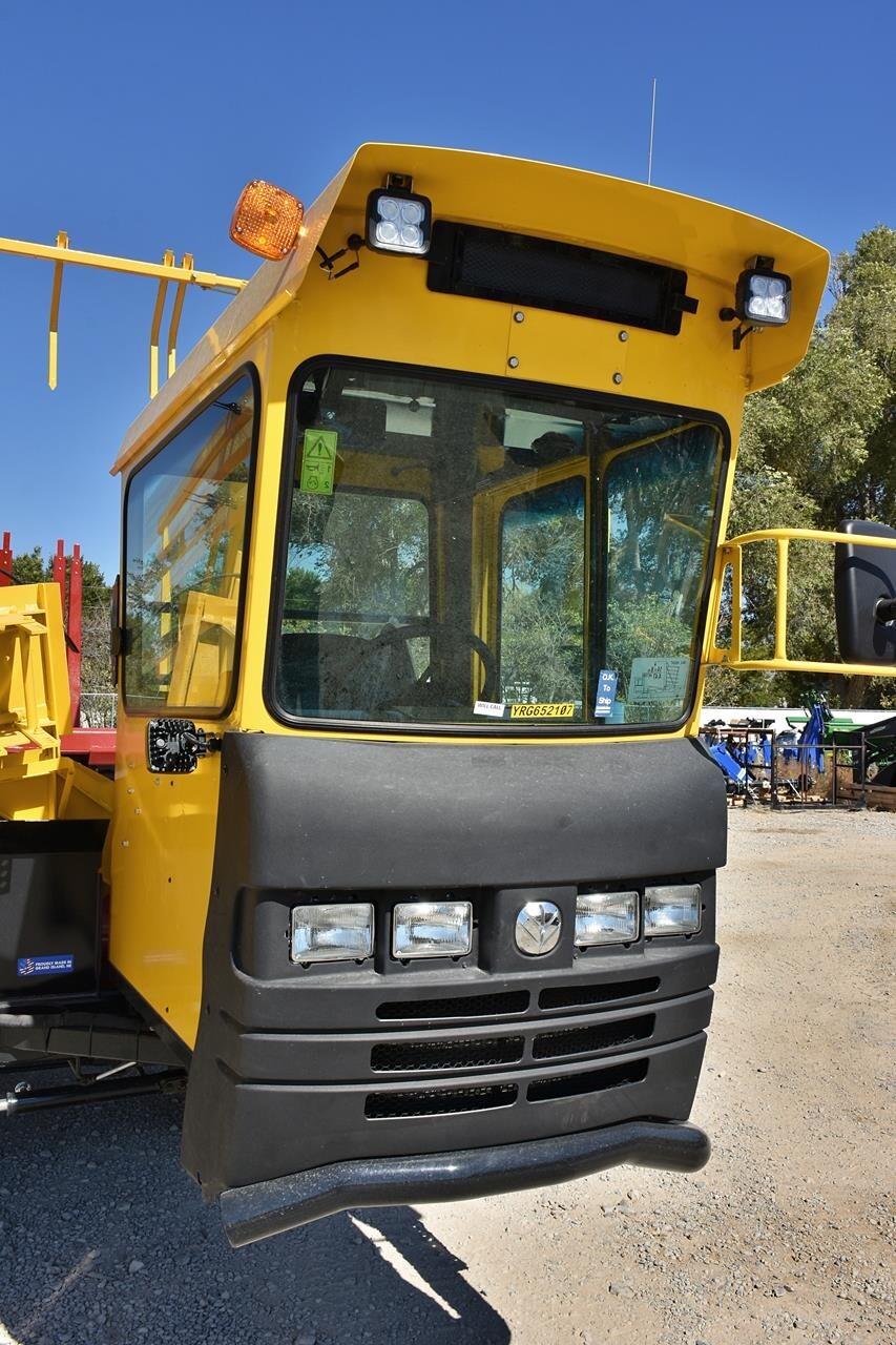 2025 New Holland STACKCRUISER 103 Hay Stacking Equipment