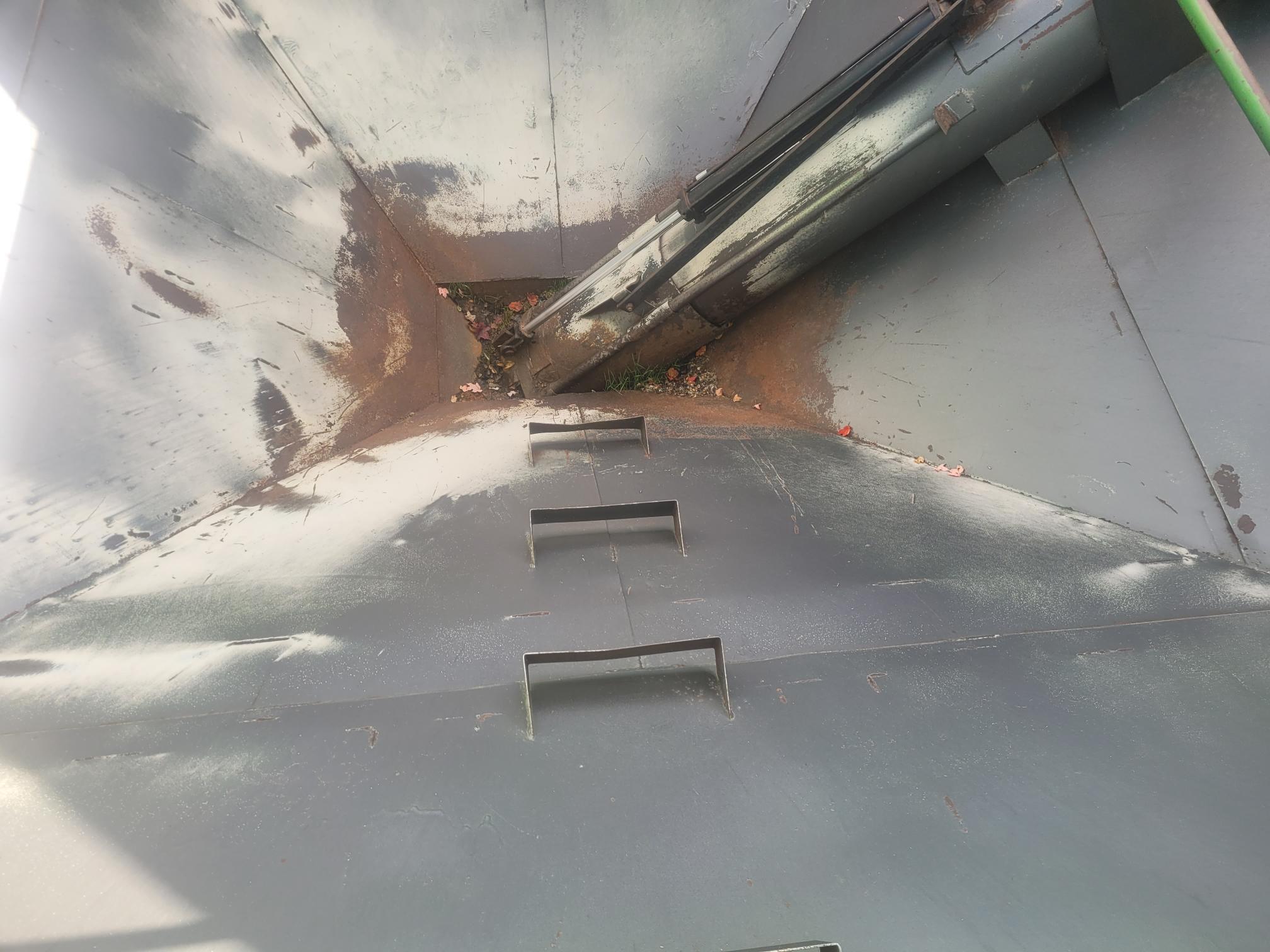 1995 John Deere 9500 Combine