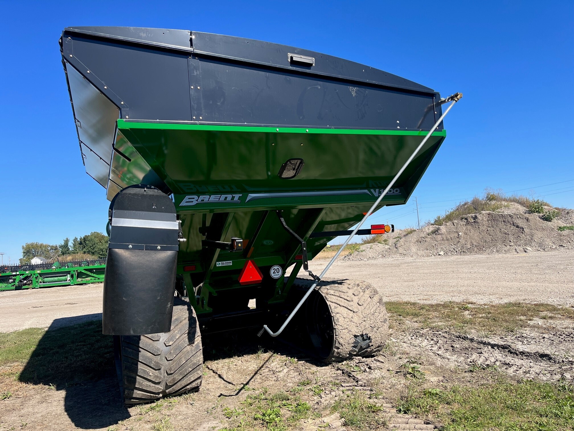 2024 Brent V1100 Grain Cart