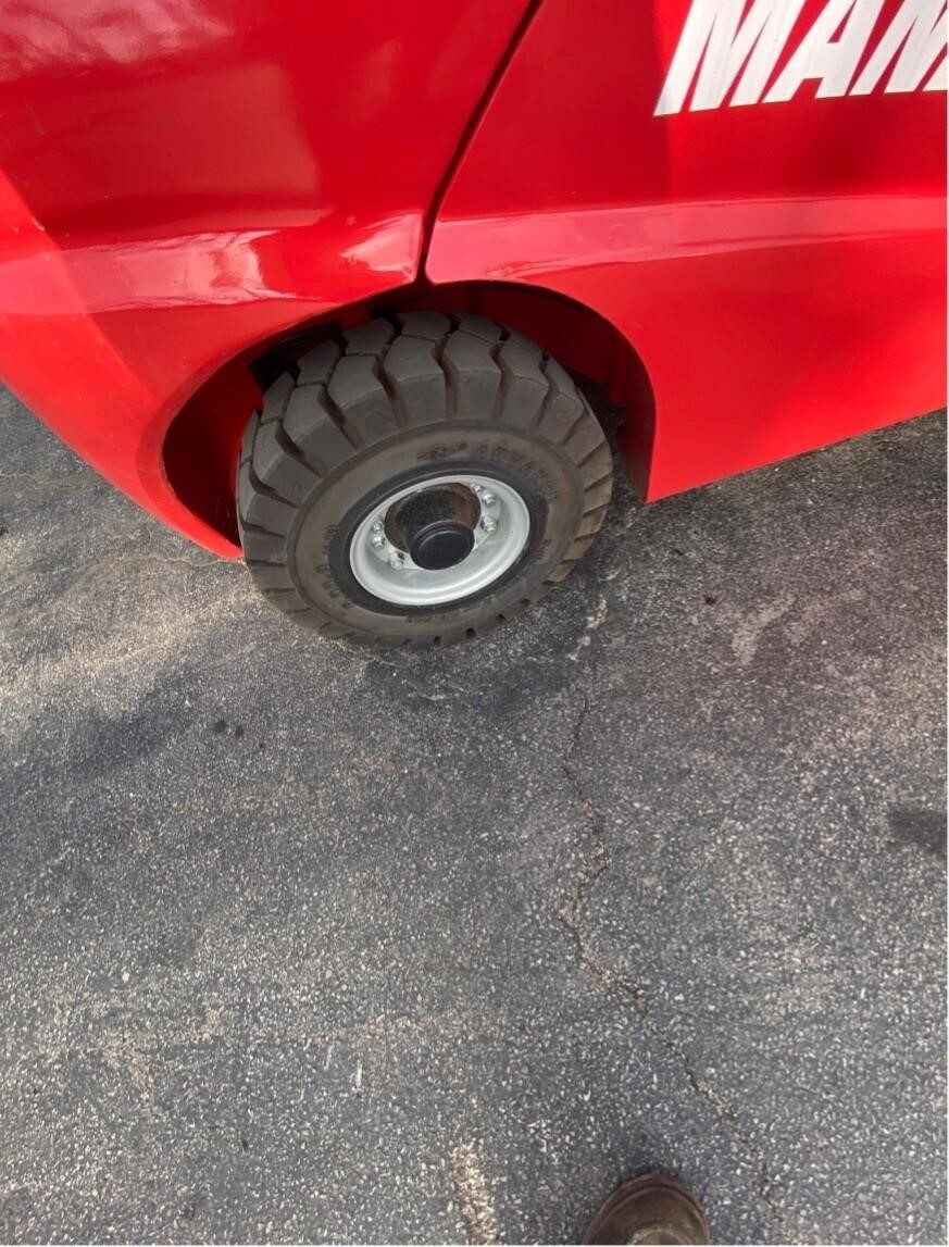 2023 Manitou MI25G Forklift