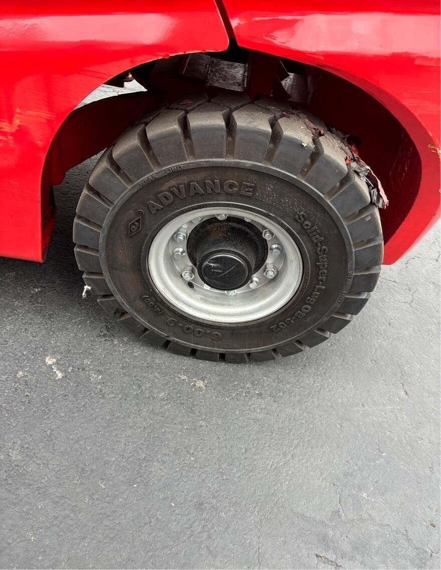 2023 Manitou MI25G Forklift