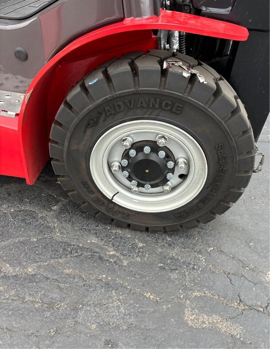 2023 Manitou MI25G Forklift