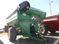 1999 J&M 875-18 Grain Cart