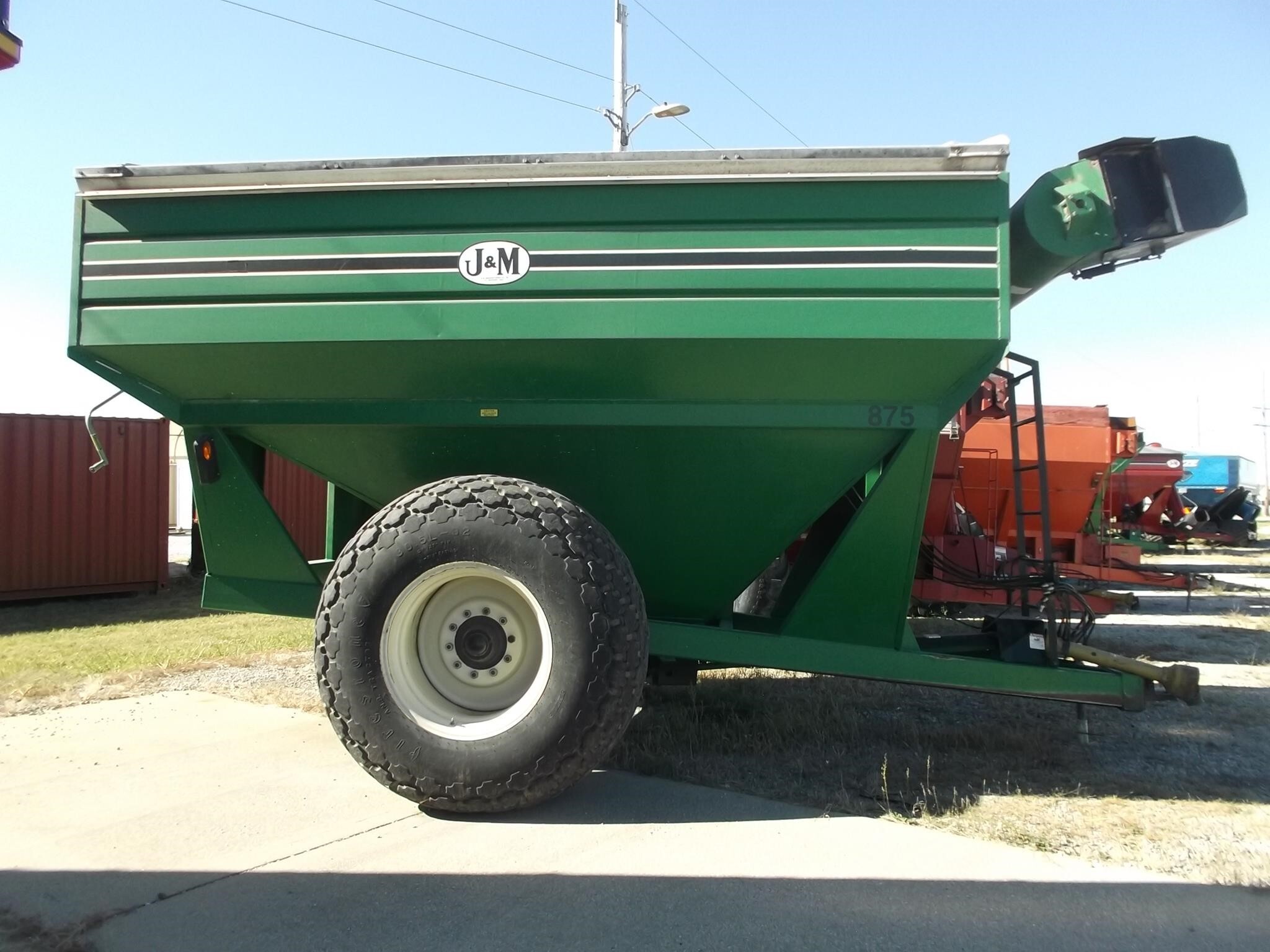 1999 J&M 875-18 Grain Cart