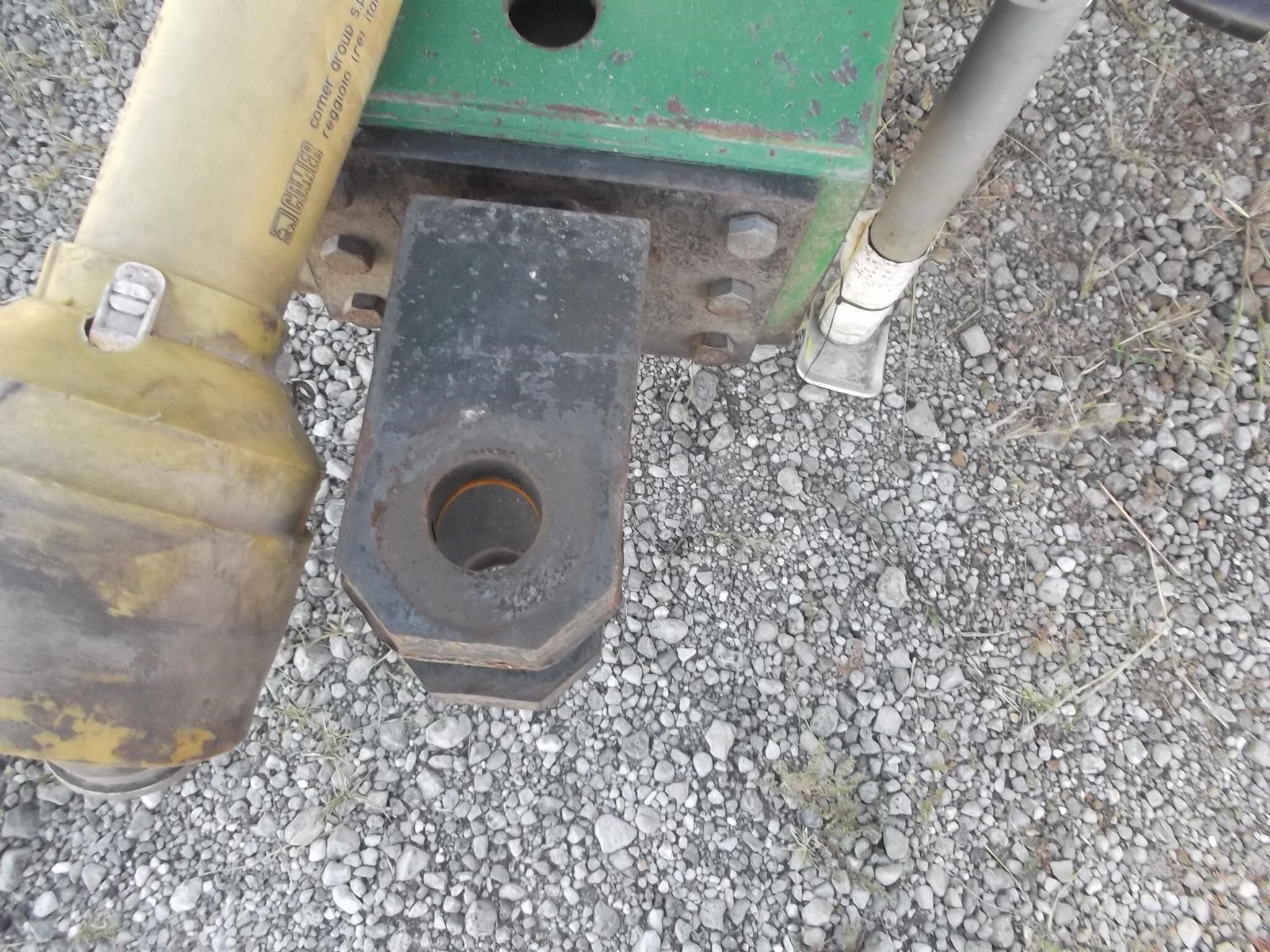 1999 J&M 875-18 Grain Cart