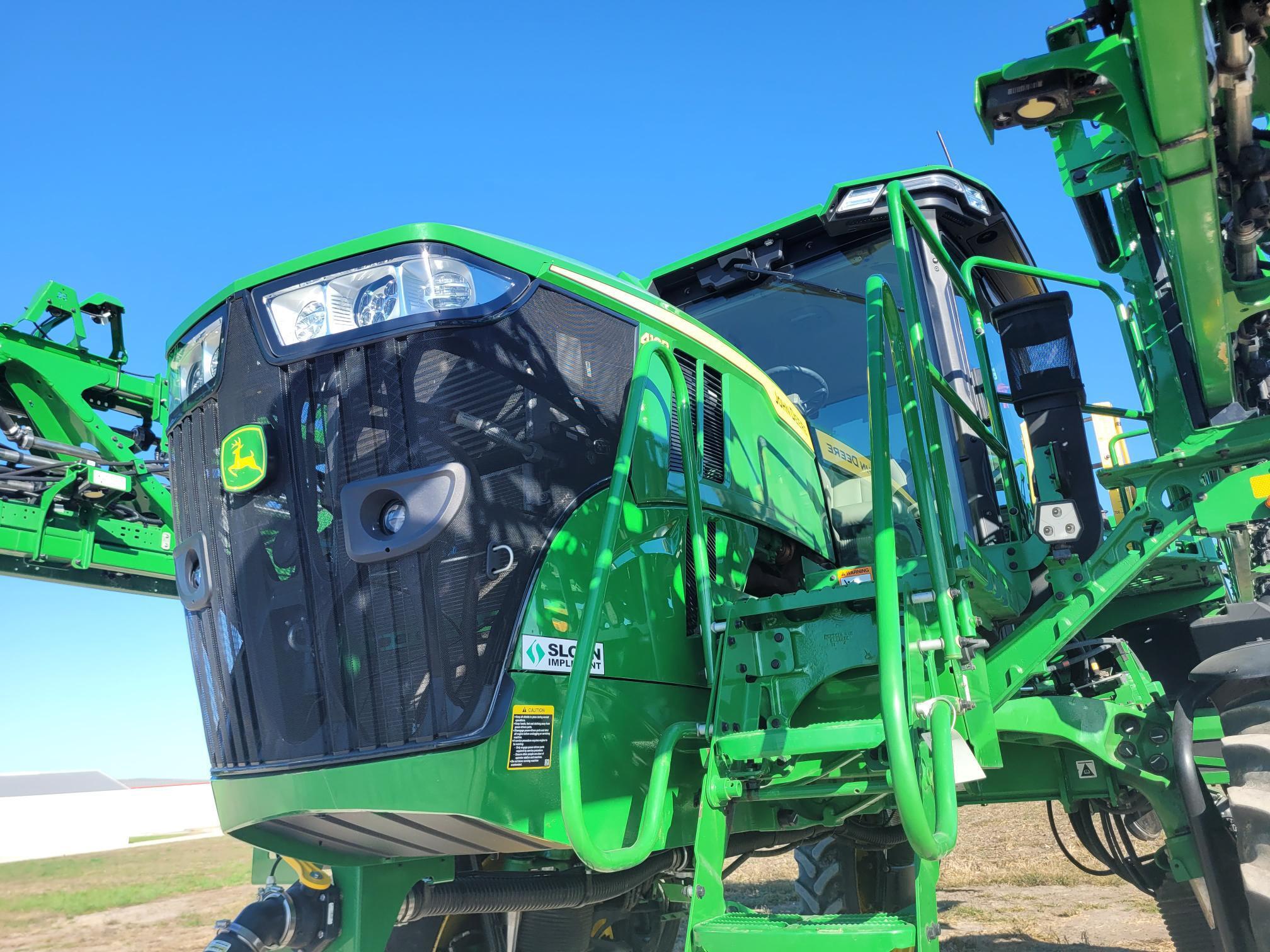 2024 John Deere 410R Self-Propelled Sprayer