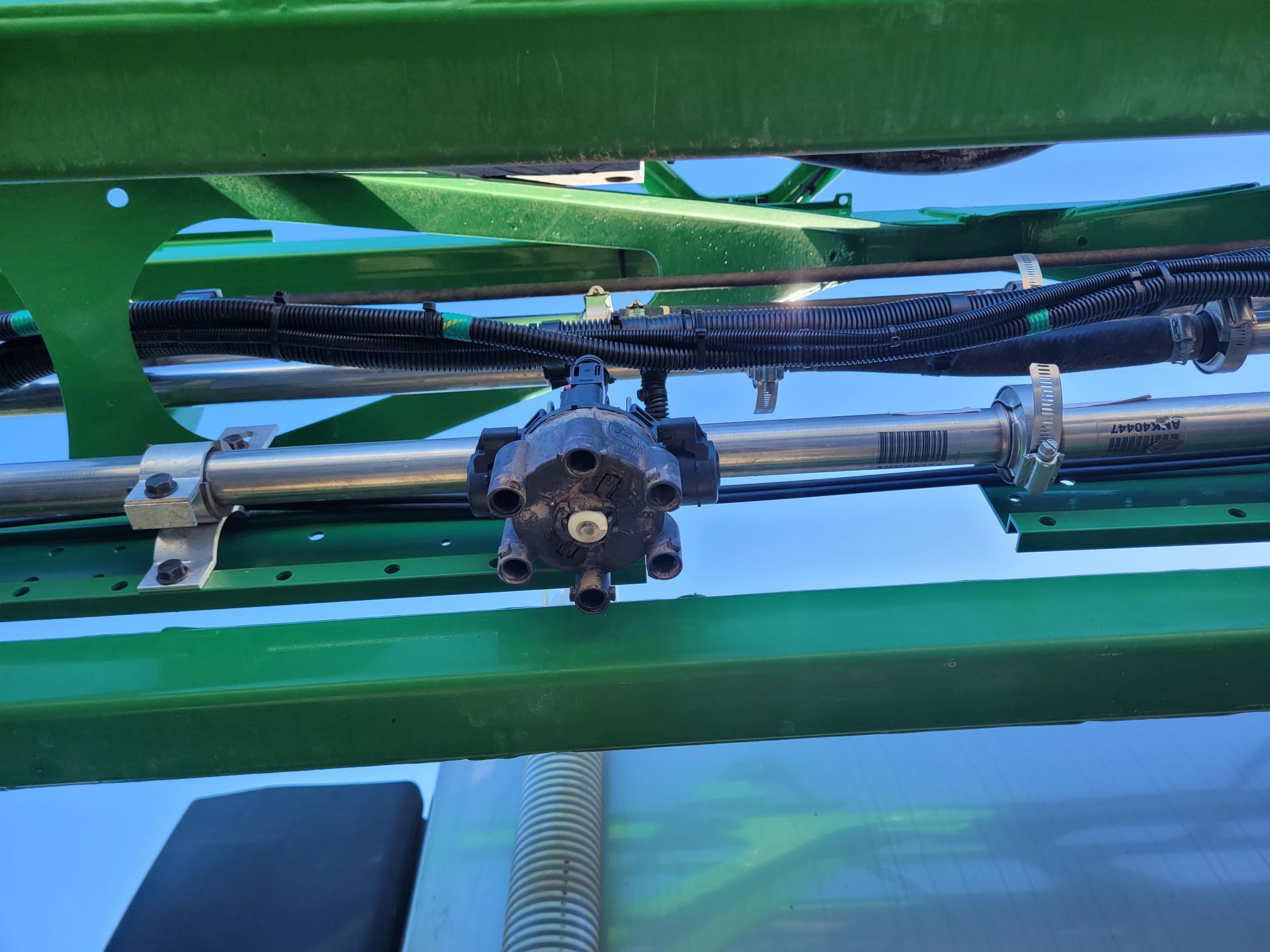 2024 John Deere 410R Self-Propelled Sprayer