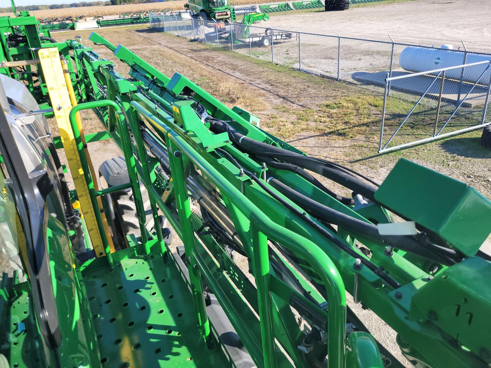 2024 John Deere 410R Self-Propelled Sprayer