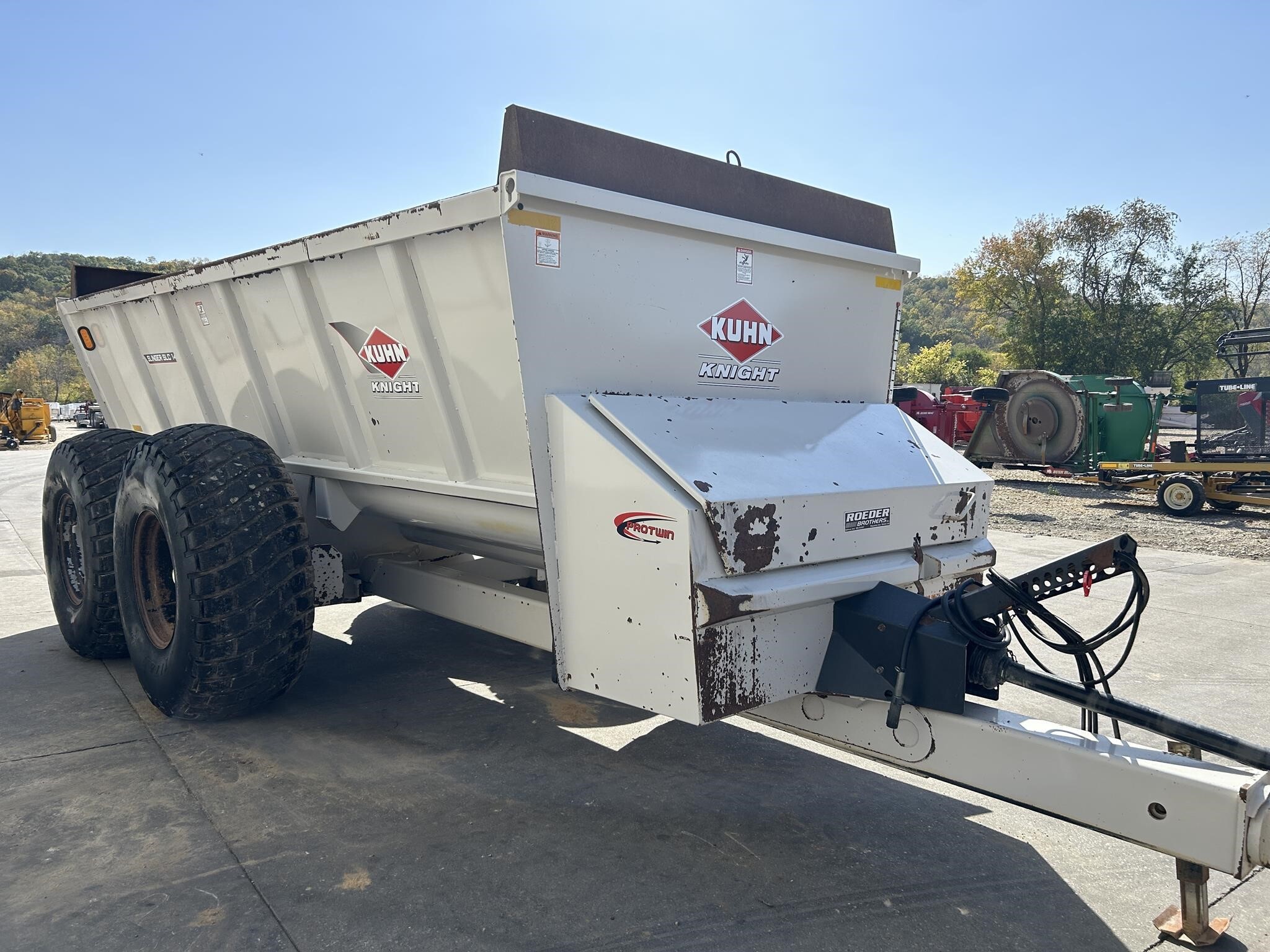 2017 Kuhn Knight SLC141 Manure Spreader - $54,000 | Machinery Pete