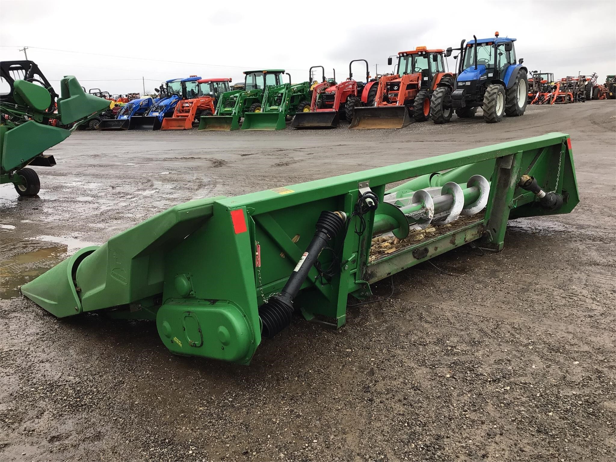  John Deere 643 Corn Head
