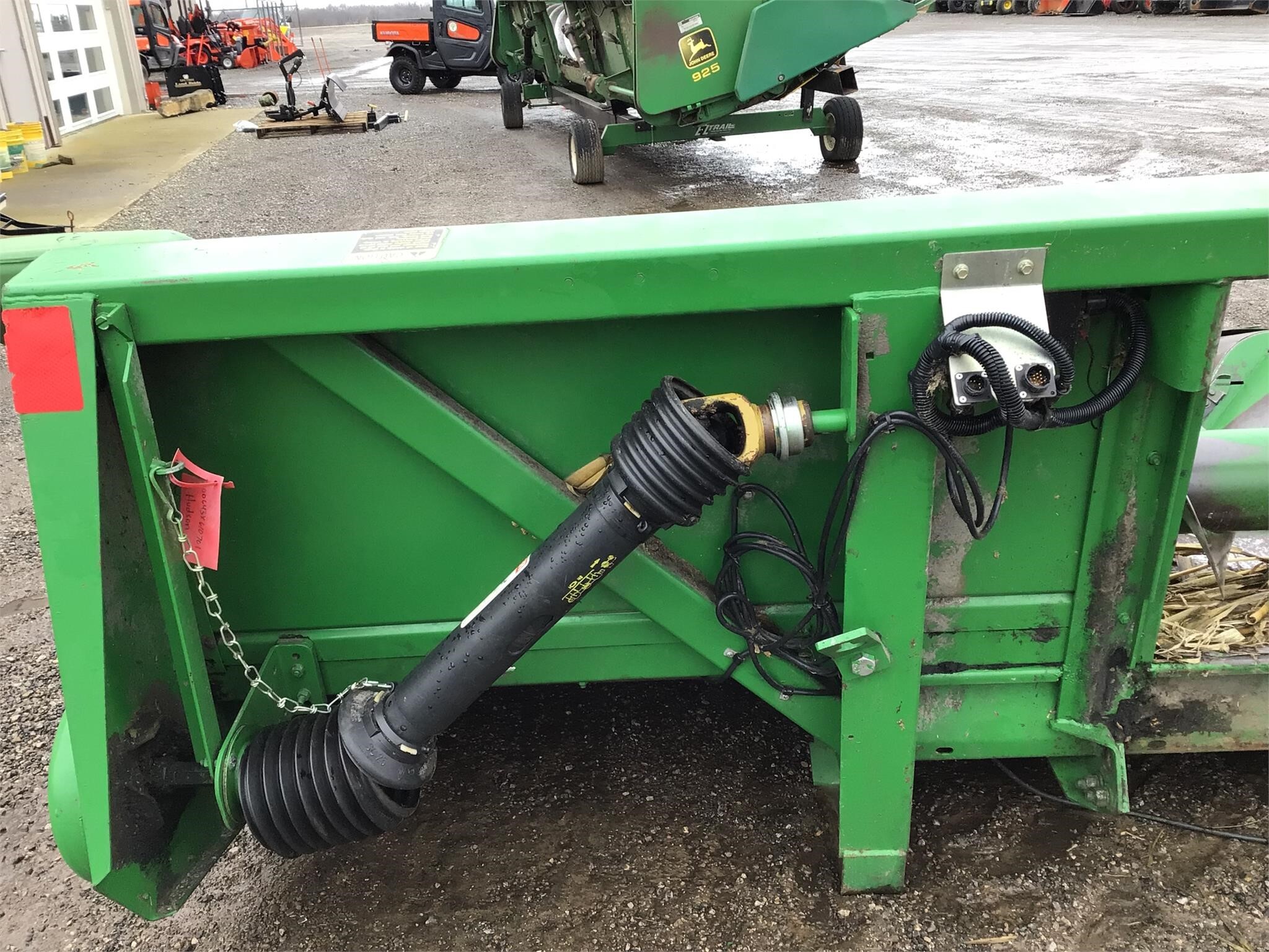  John Deere 643 Corn Head