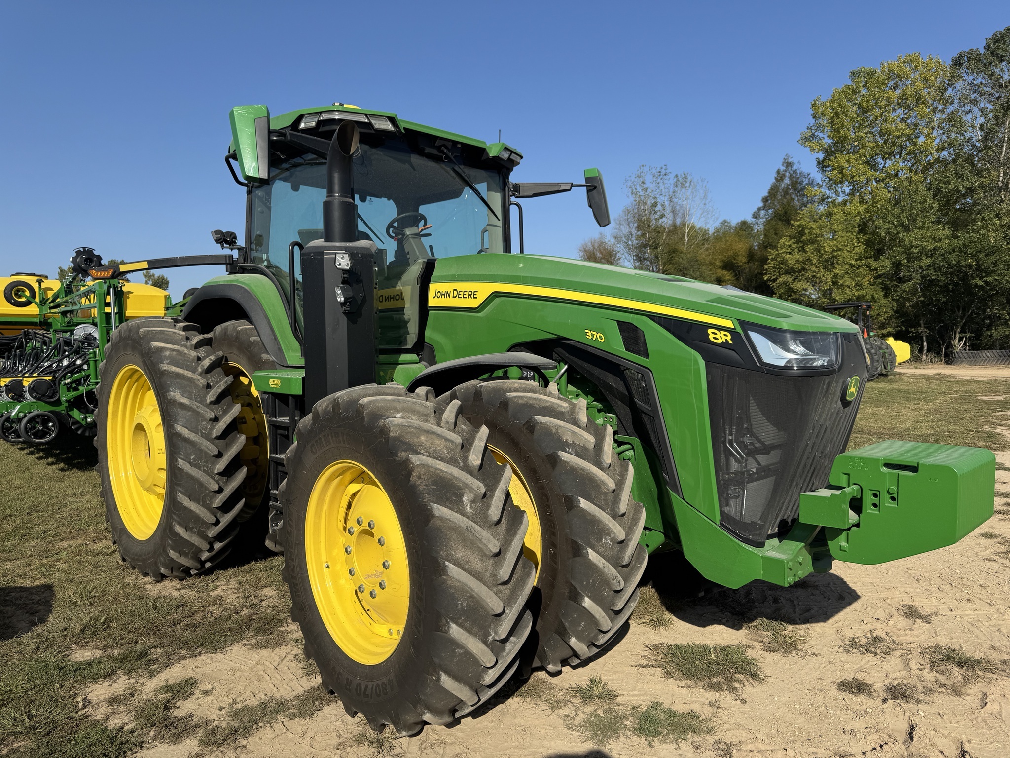 2023 John Deere 8R 370 Tractor