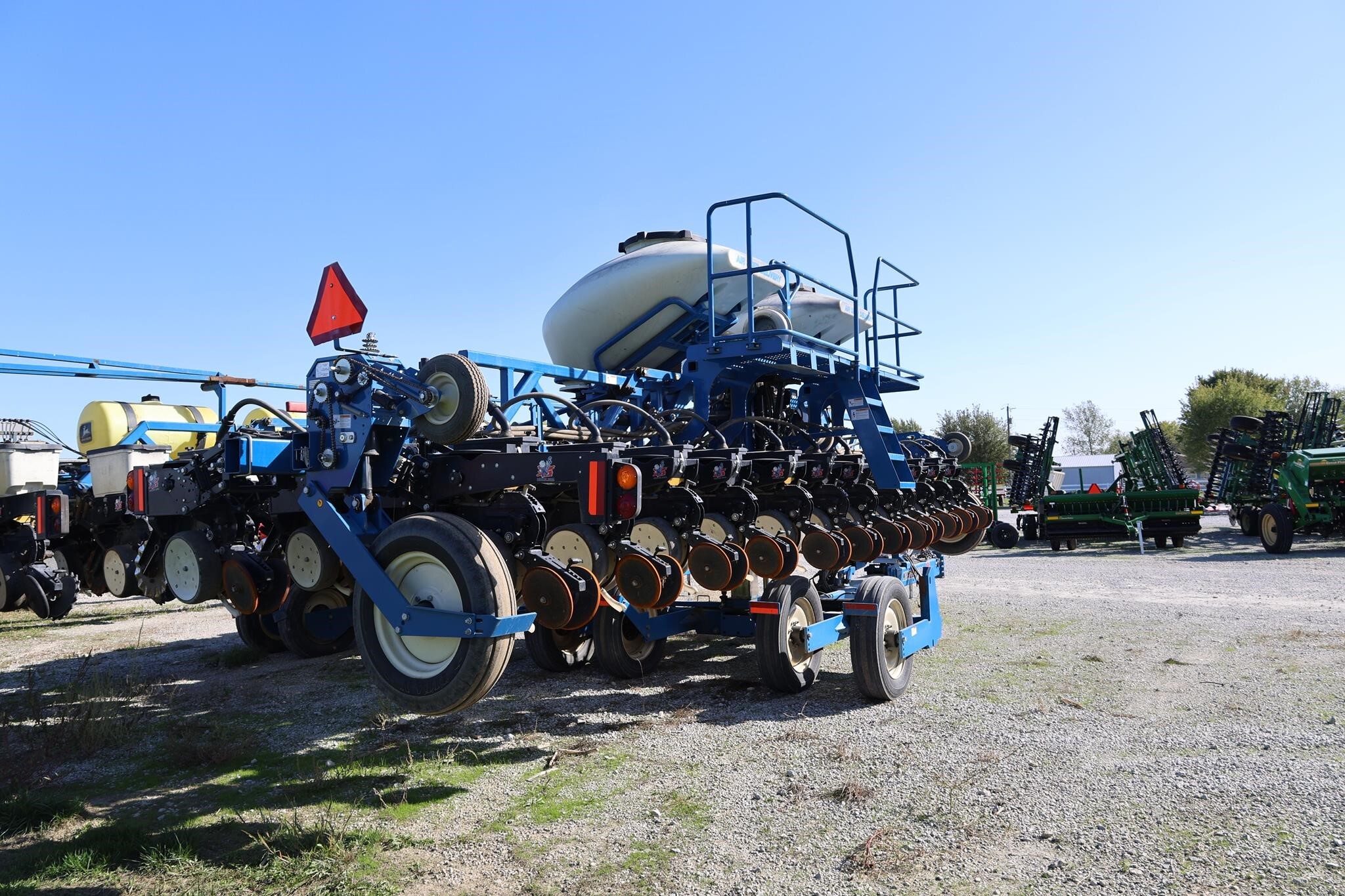 2014 Kinze 3600 ASD Planter