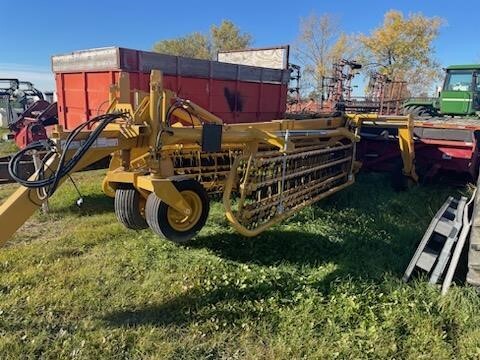 2023 Vermeer R2800 Rake