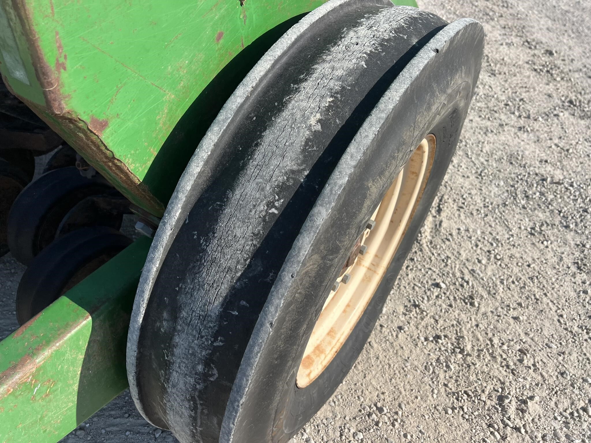  Great Plains Solid Stand 13 Drill