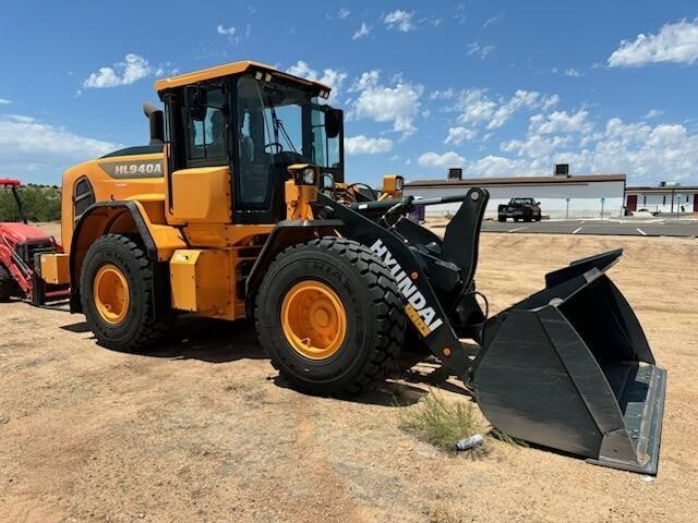 2024 Hyundai HL940A Front End Loader