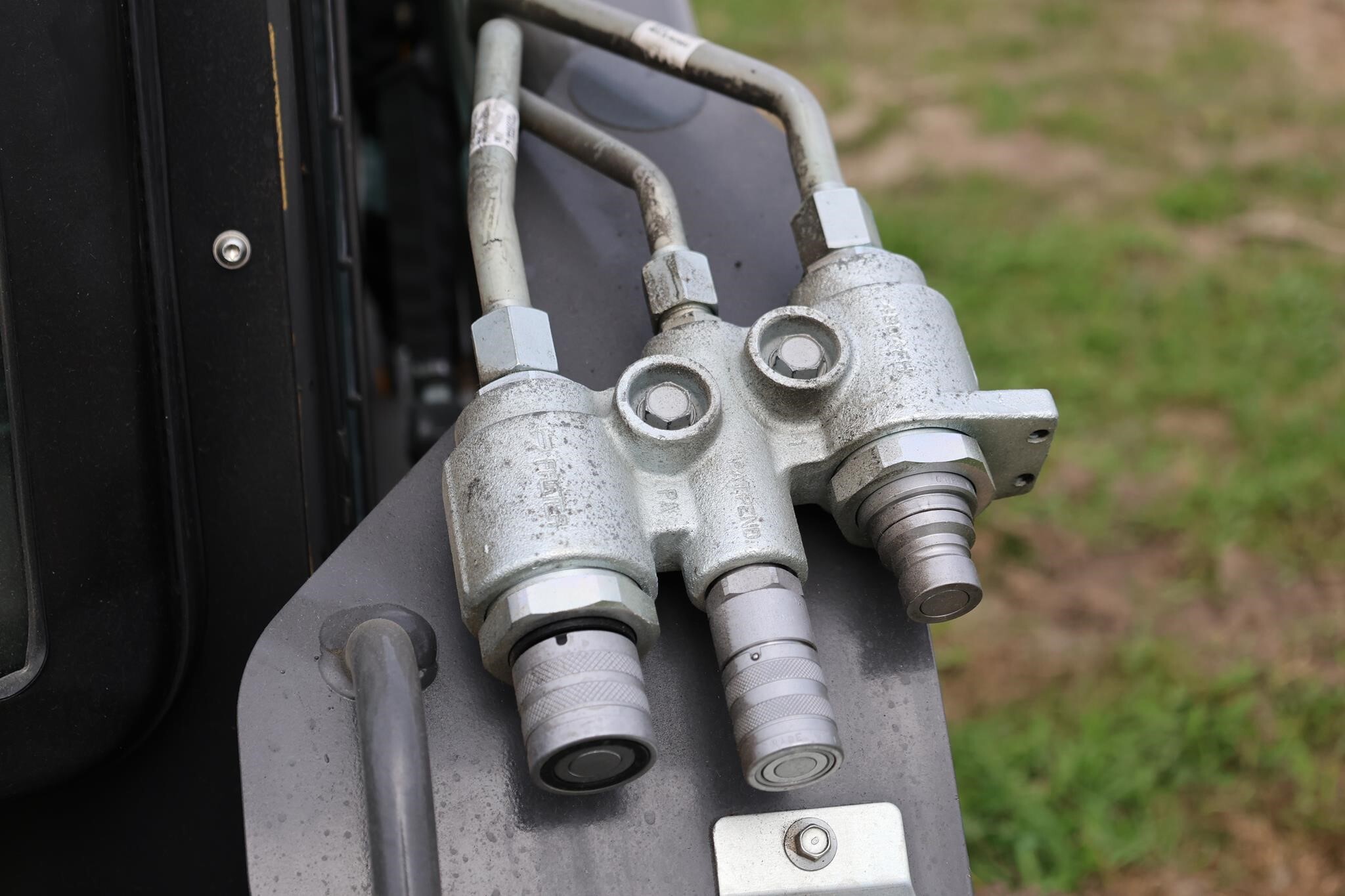  New Holland L328 Skid Steer