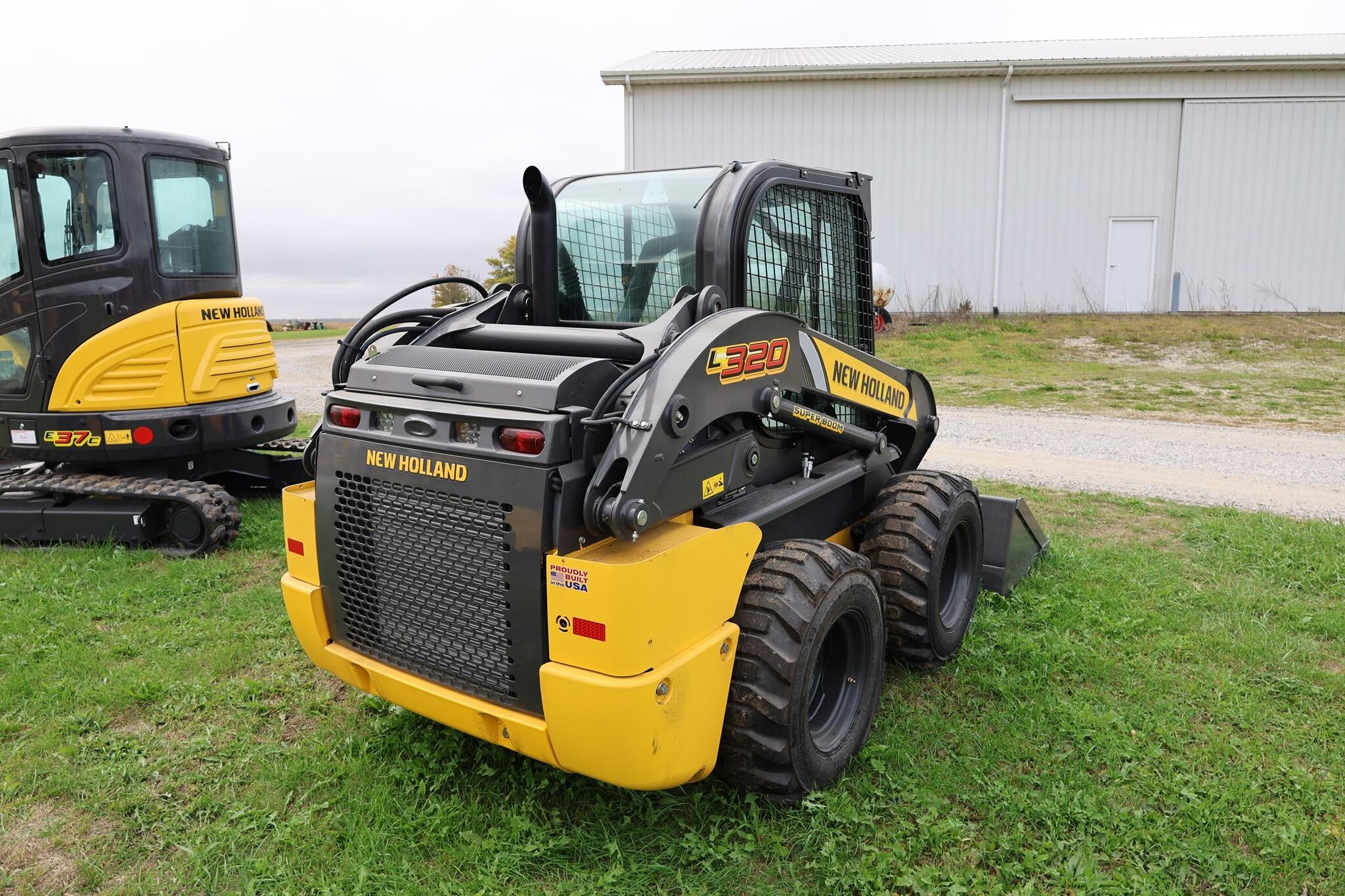  New Holland L320 Skid Steer