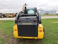  New Holland L328 Skid Steer