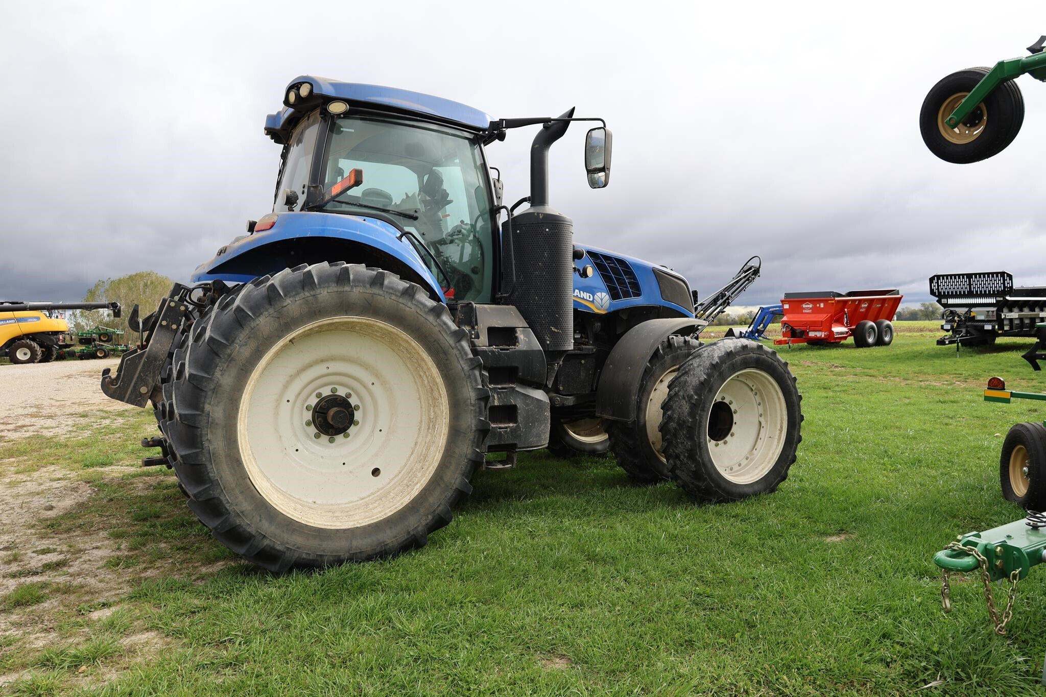 2015 New Holland T8.410 Tractor