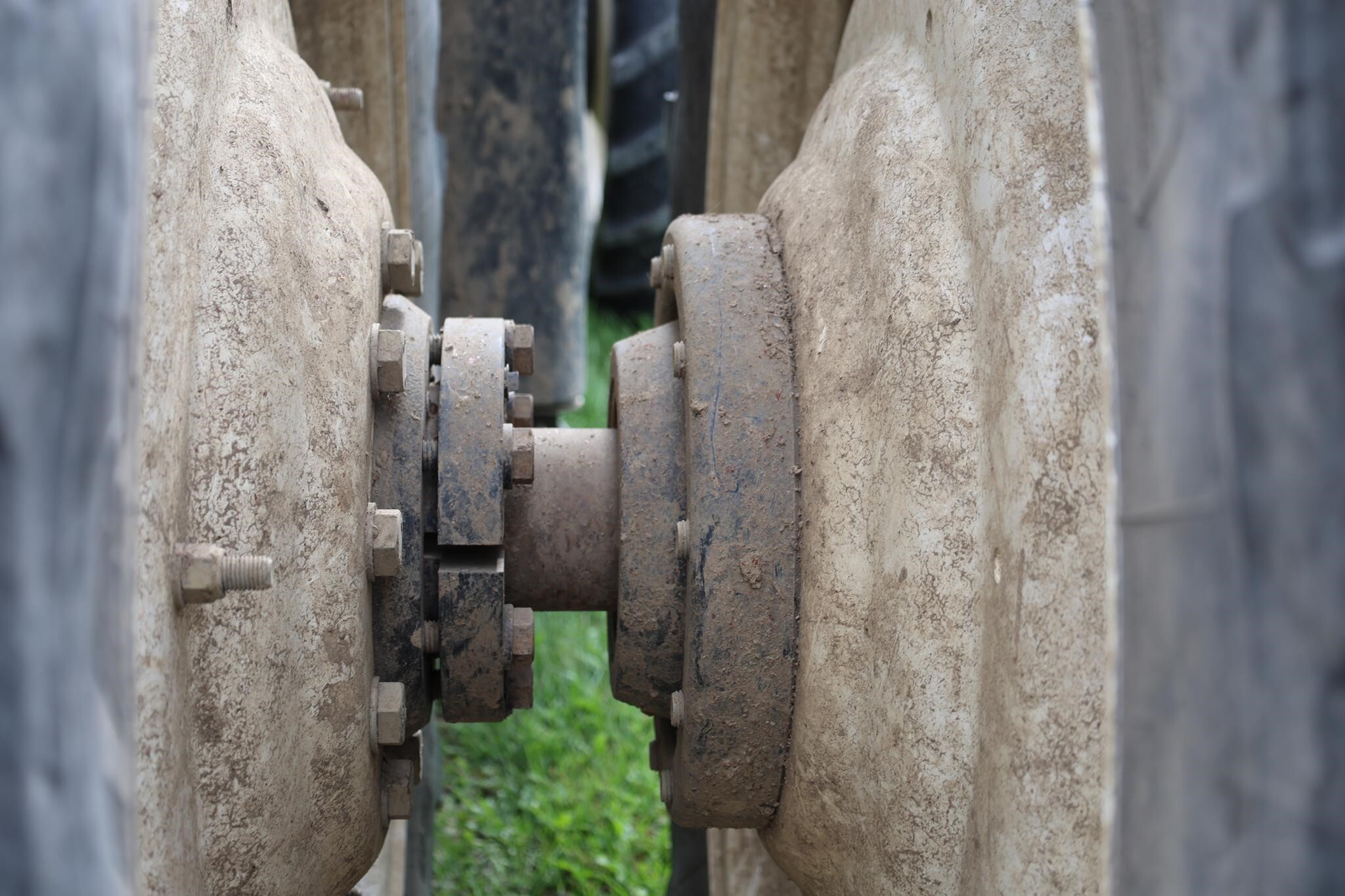 2015 New Holland T8.410 Tractor