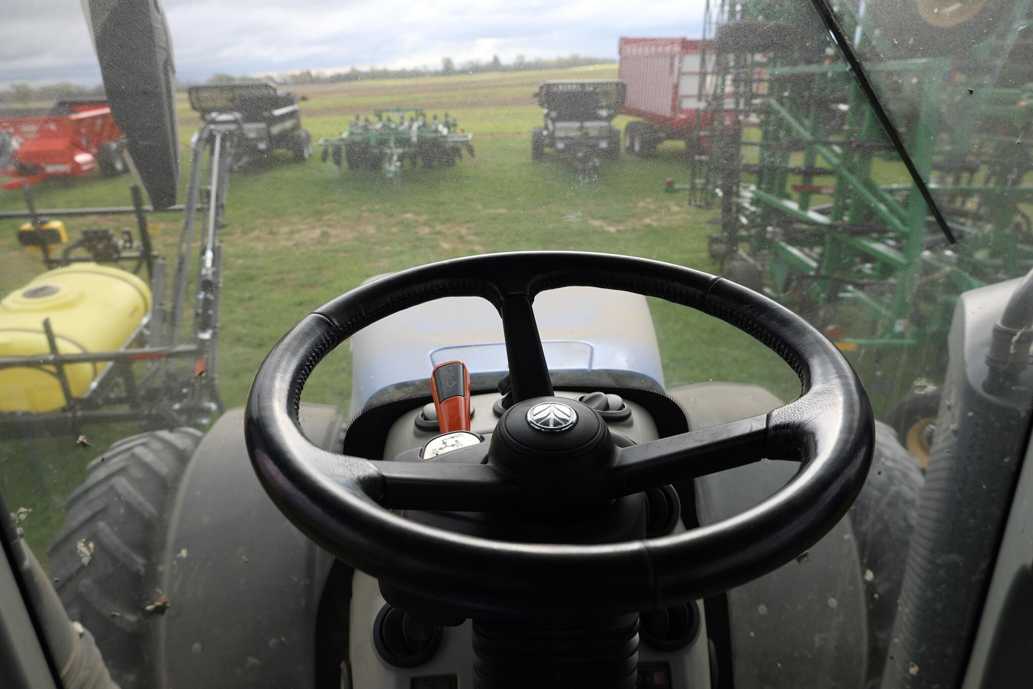 2015 New Holland T8.410 Tractor