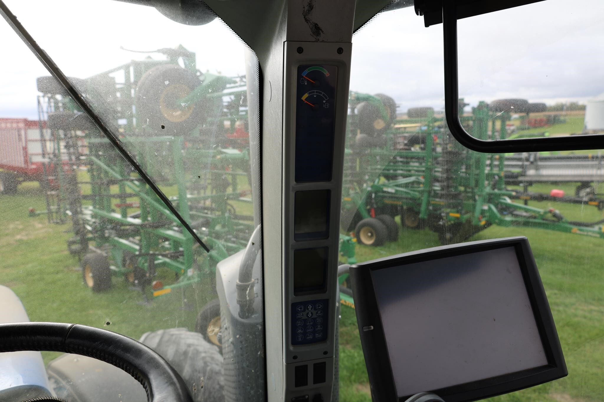 2015 New Holland T8.410 Tractor