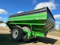 2010 Brent 1194 Grain Cart