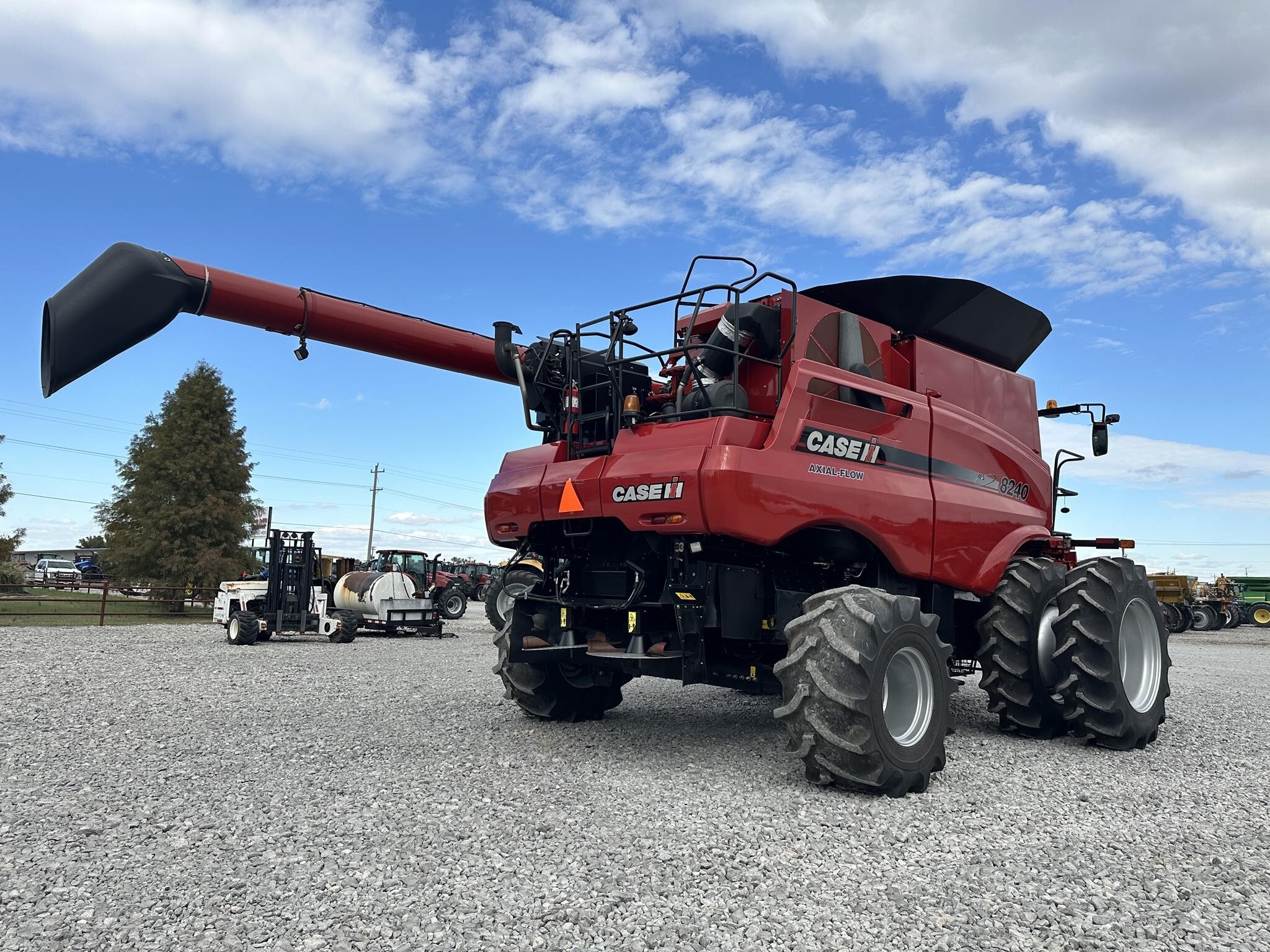 2016 Case IH 8240 Combine