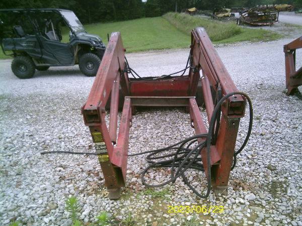1980 International 2350 Front End Loader