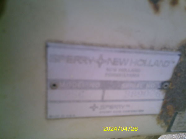 1980 New Holland 256 Rake