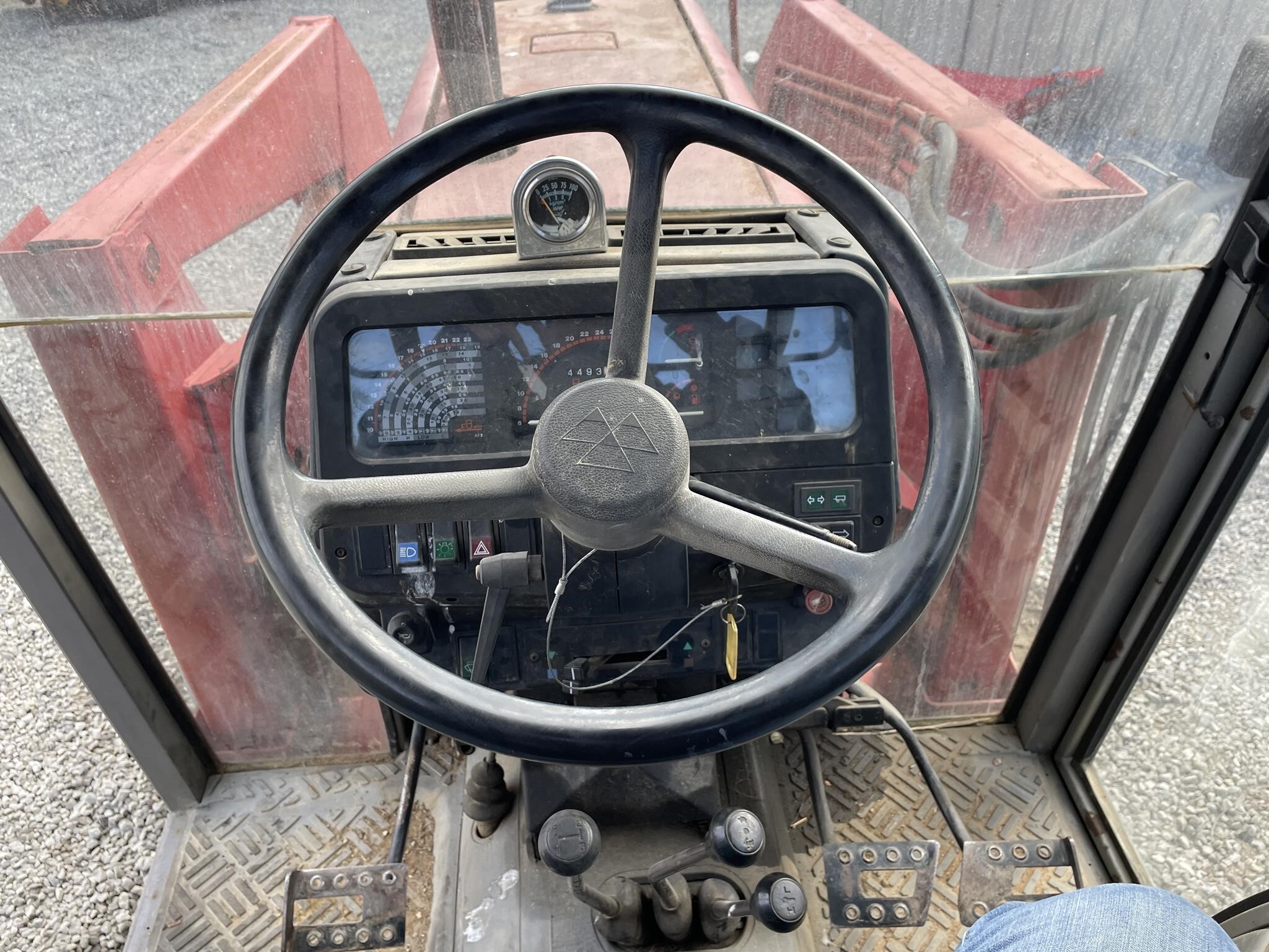  Massey Ferguson 390 Tractor