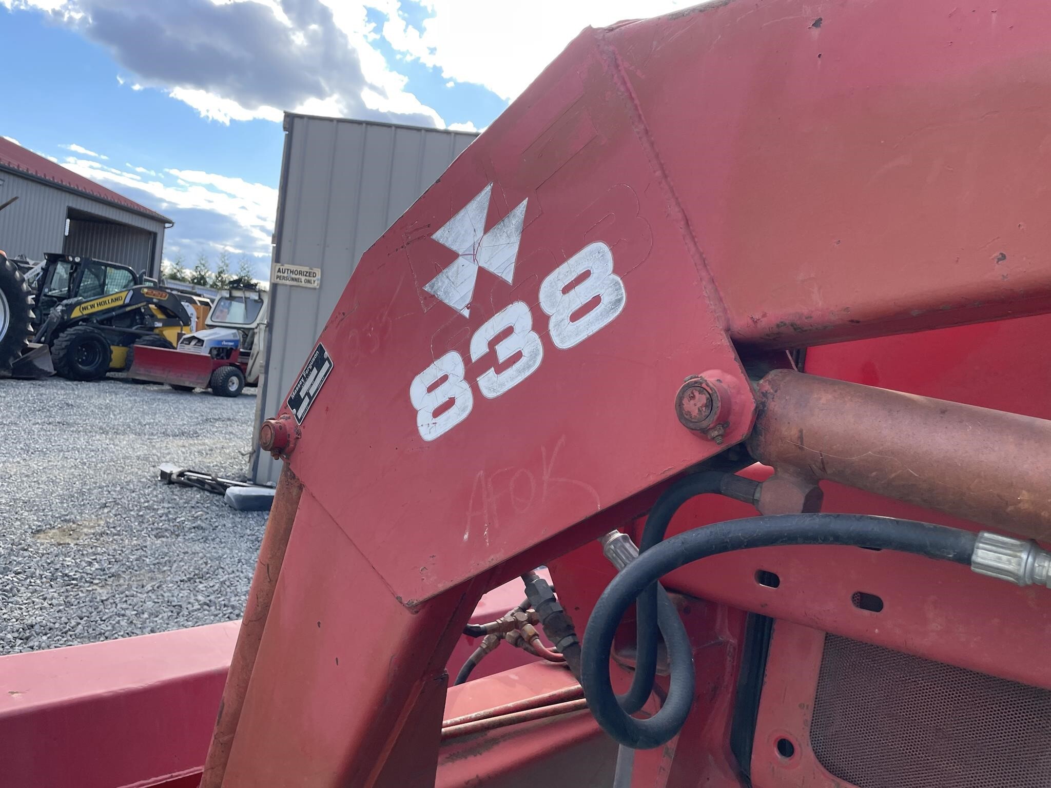  Massey Ferguson 390 Tractor