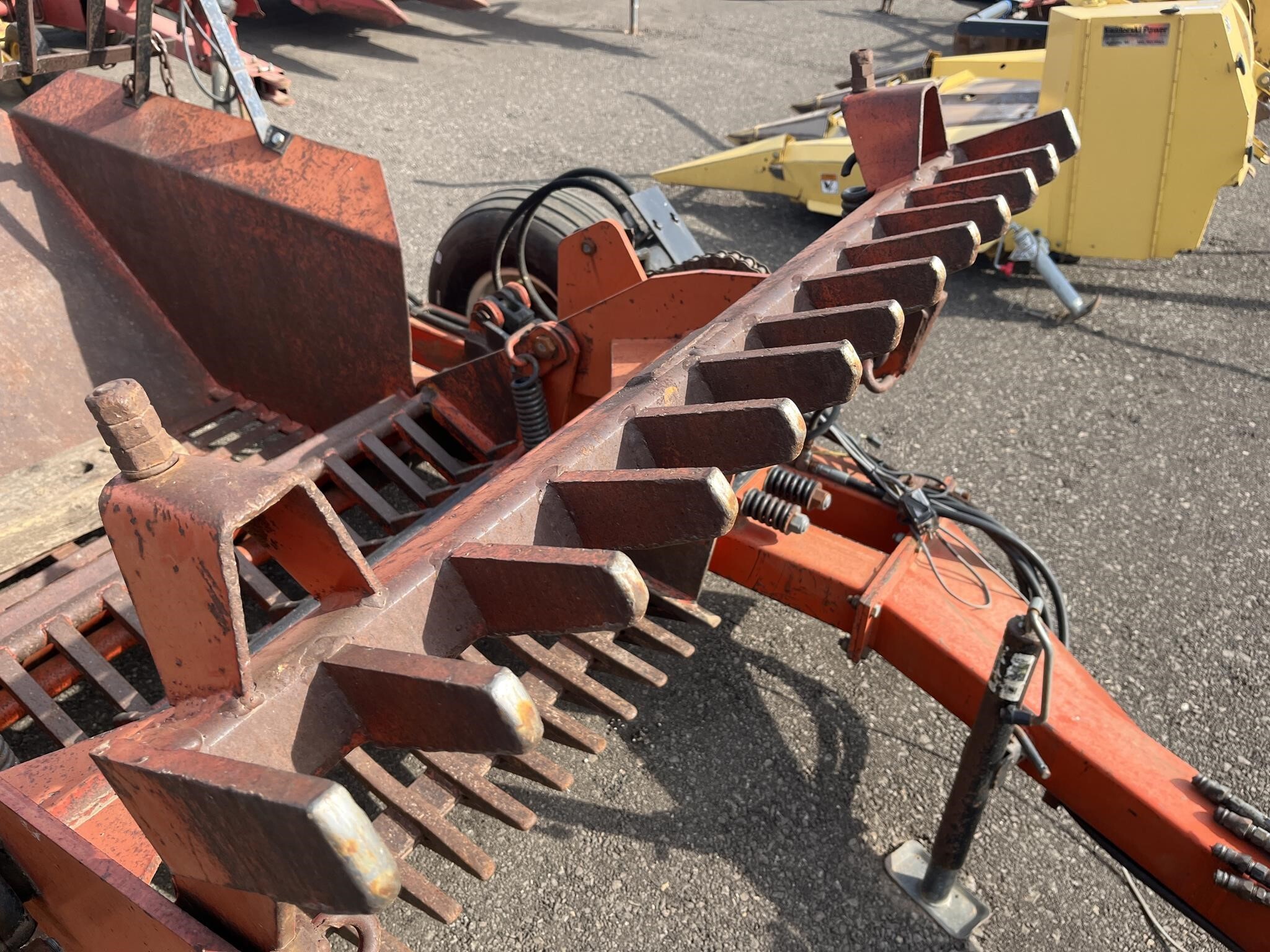 1998 Rite Way RR250 Rock Picker - $7,995 | Machinery Pete