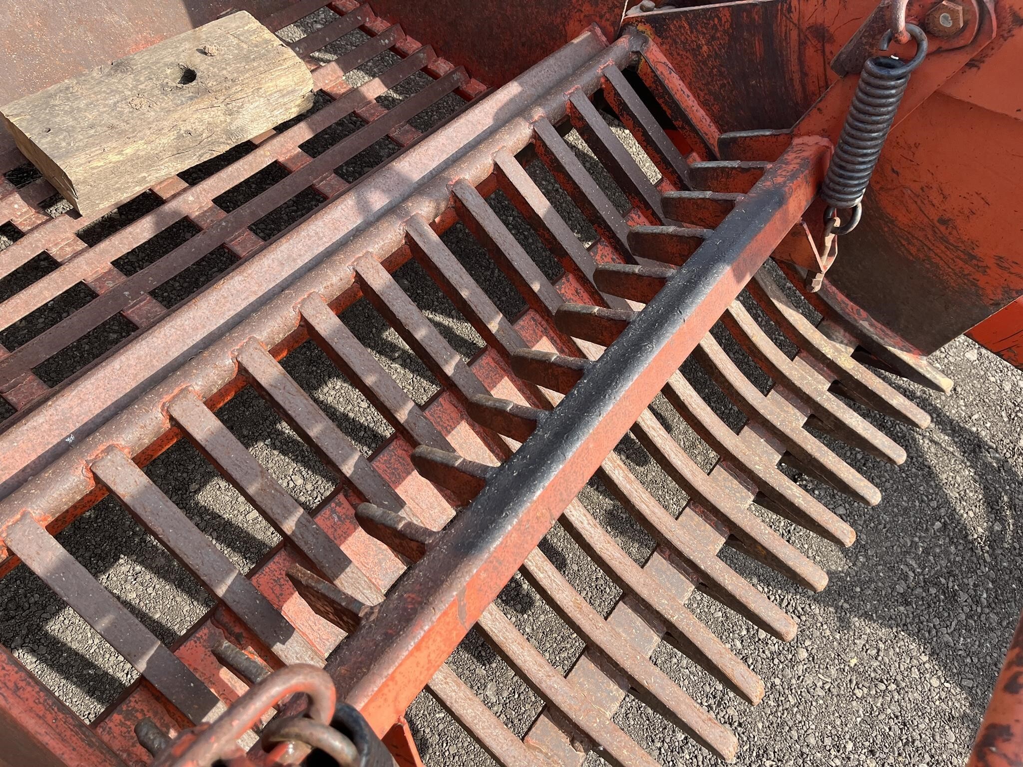 1998 Rite Way RR250 Rock Picker - $7,995 | Machinery Pete
