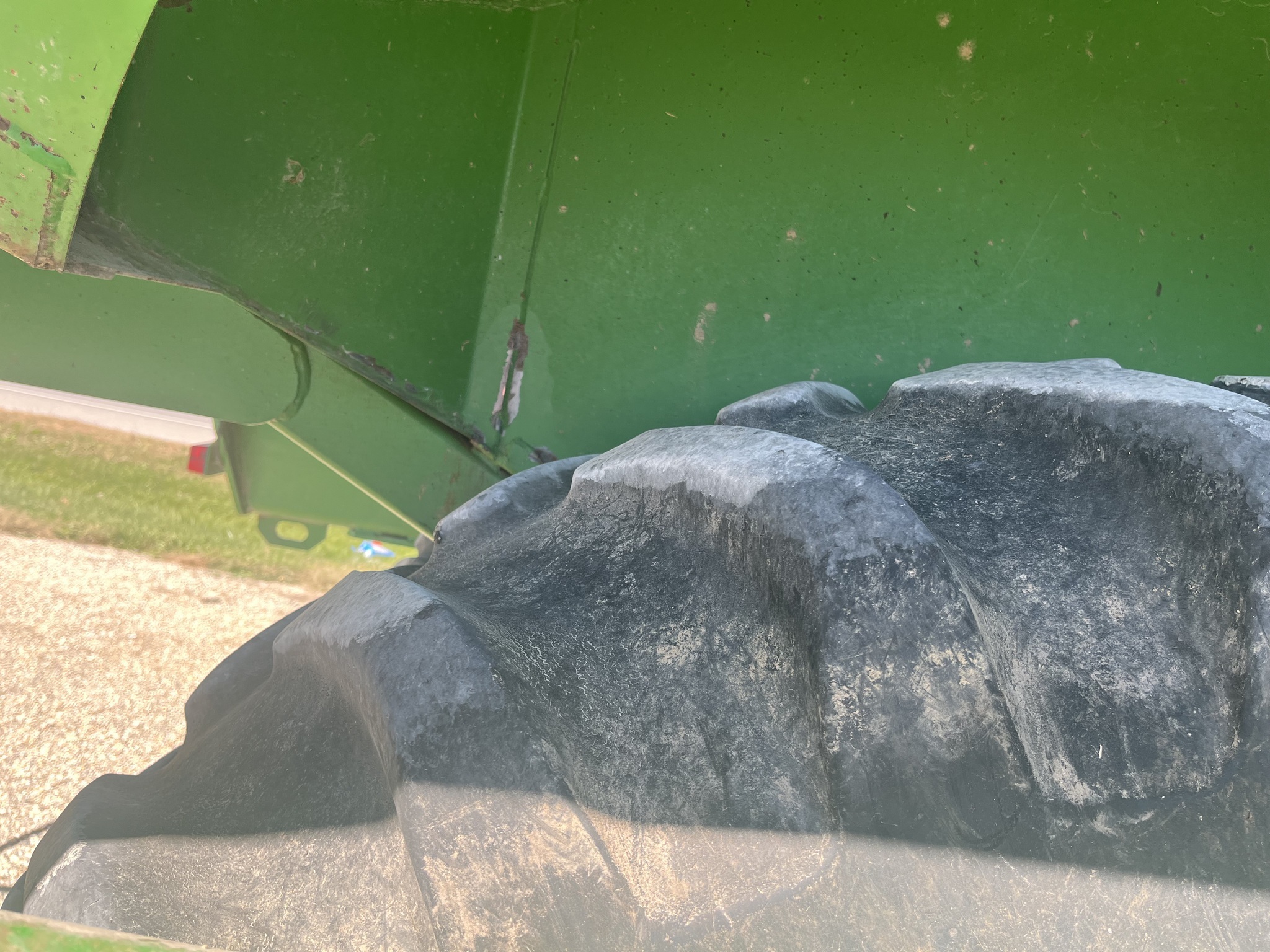 2010 Brent 1282 Grain Cart