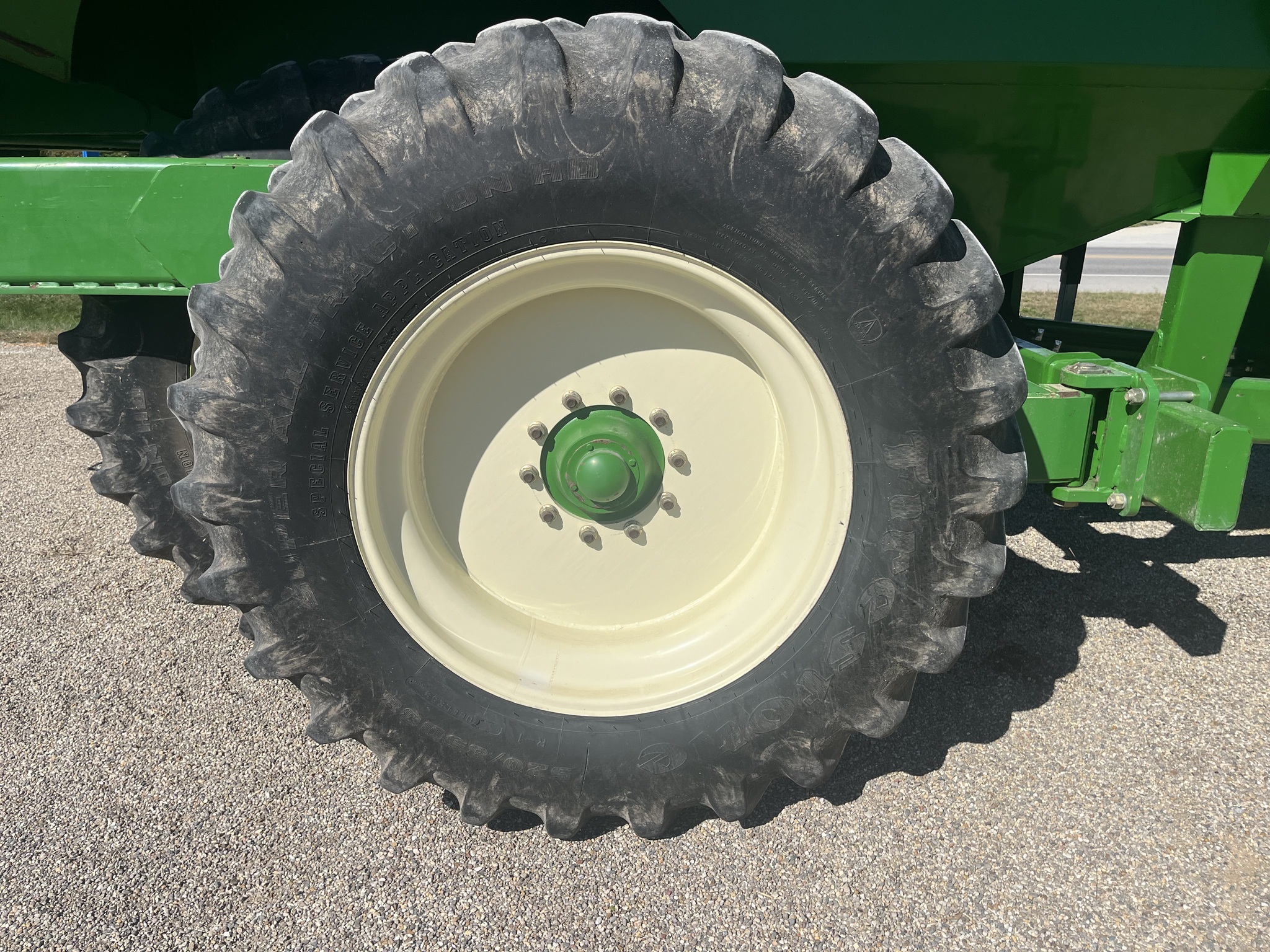 2010 Brent 1282 Grain Cart