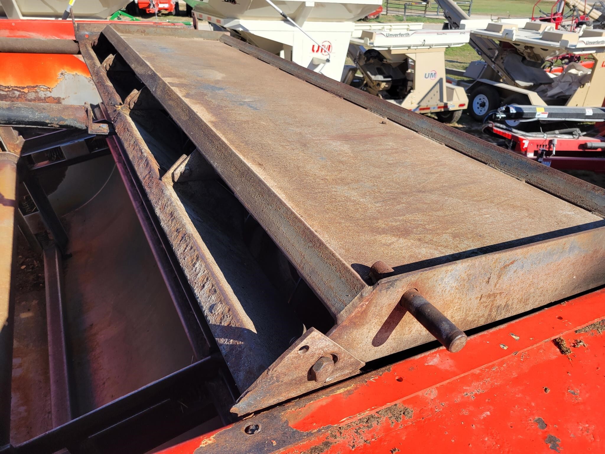 2019 Kuhn Knight 3130 Grinders and Mixer