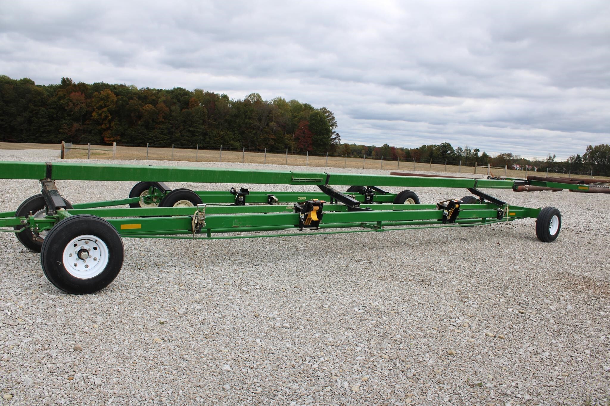  Unverferth AWS42 Header Trailer