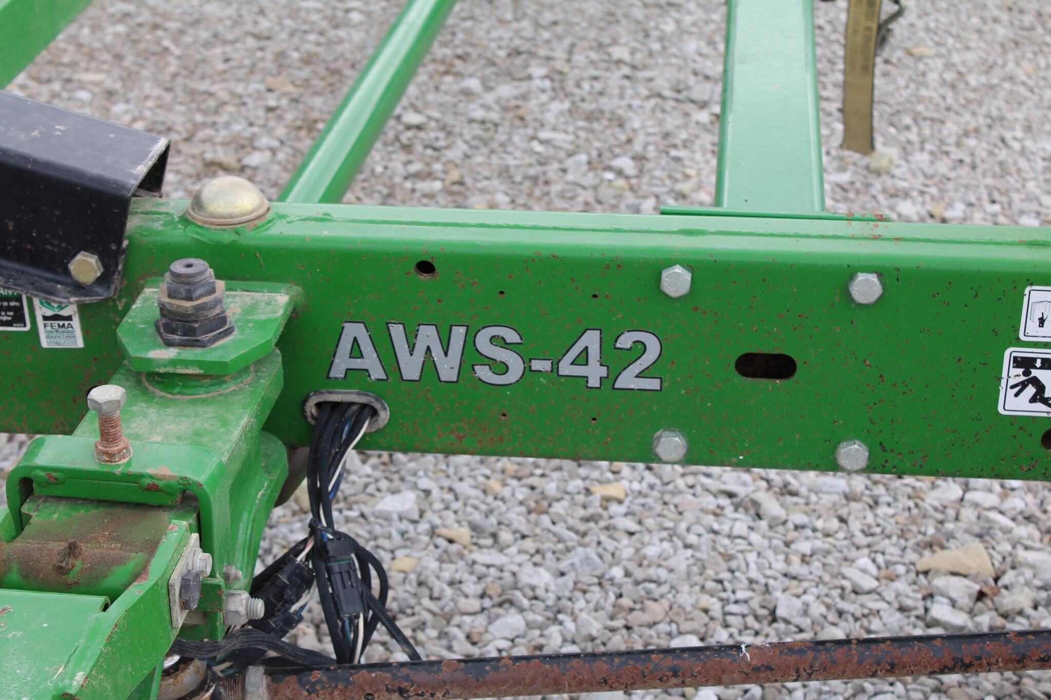  Unverferth AWS42 Header Trailer