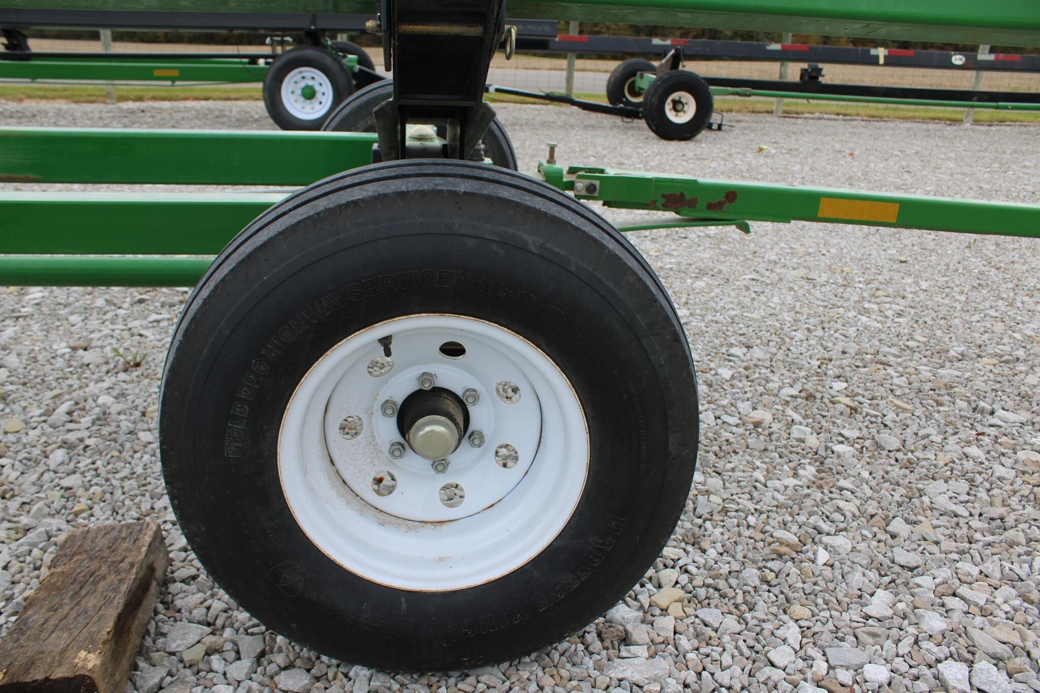  Unverferth AWS42 Header Trailer