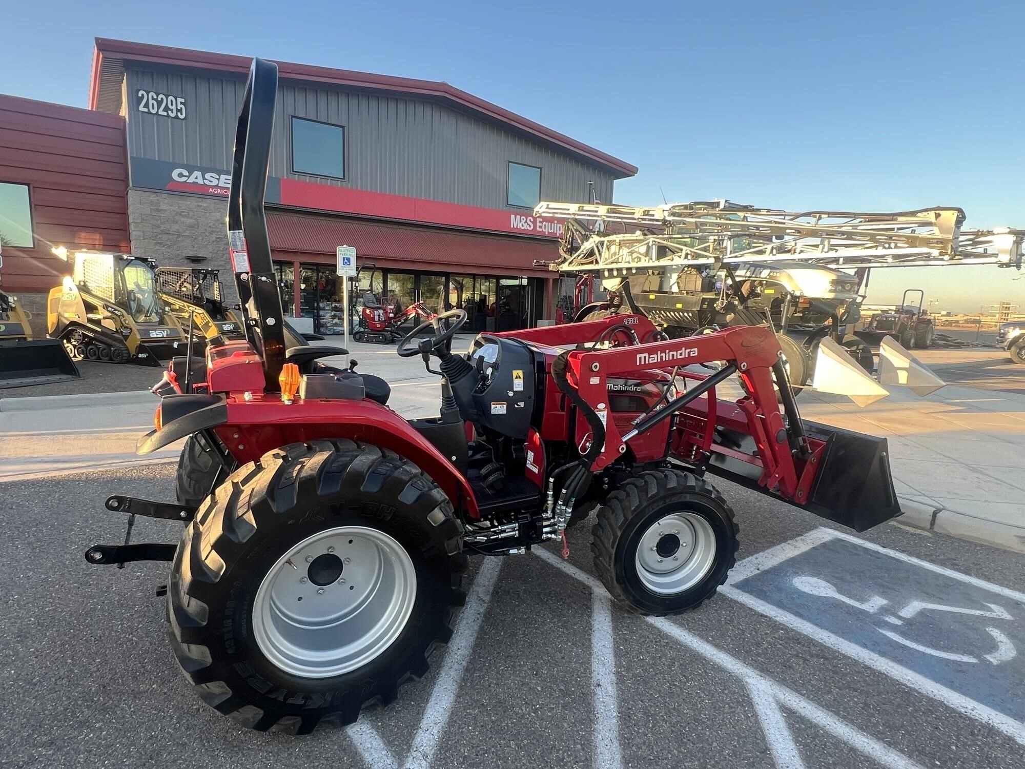 2023 Mahindra 2638 HST Tractor