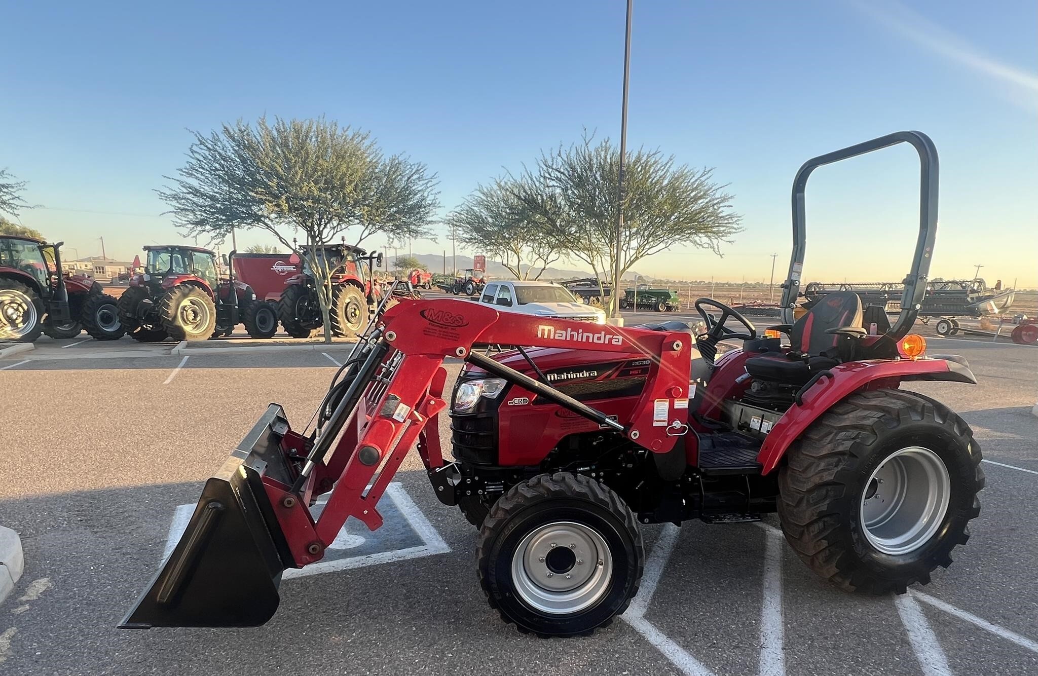 2023 Mahindra 2638 HST Tractor