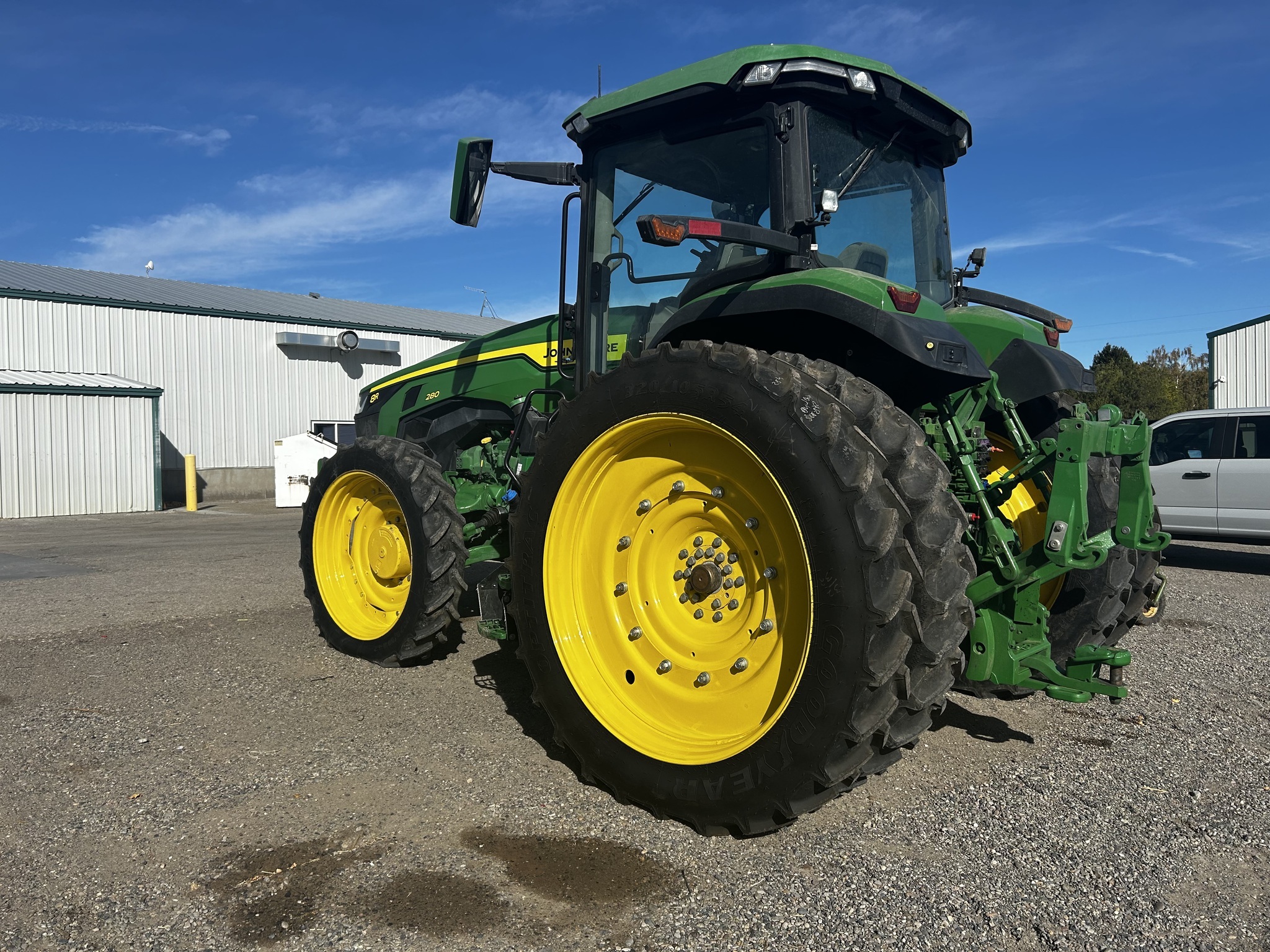 2022 John Deere 8R 280 Tractor